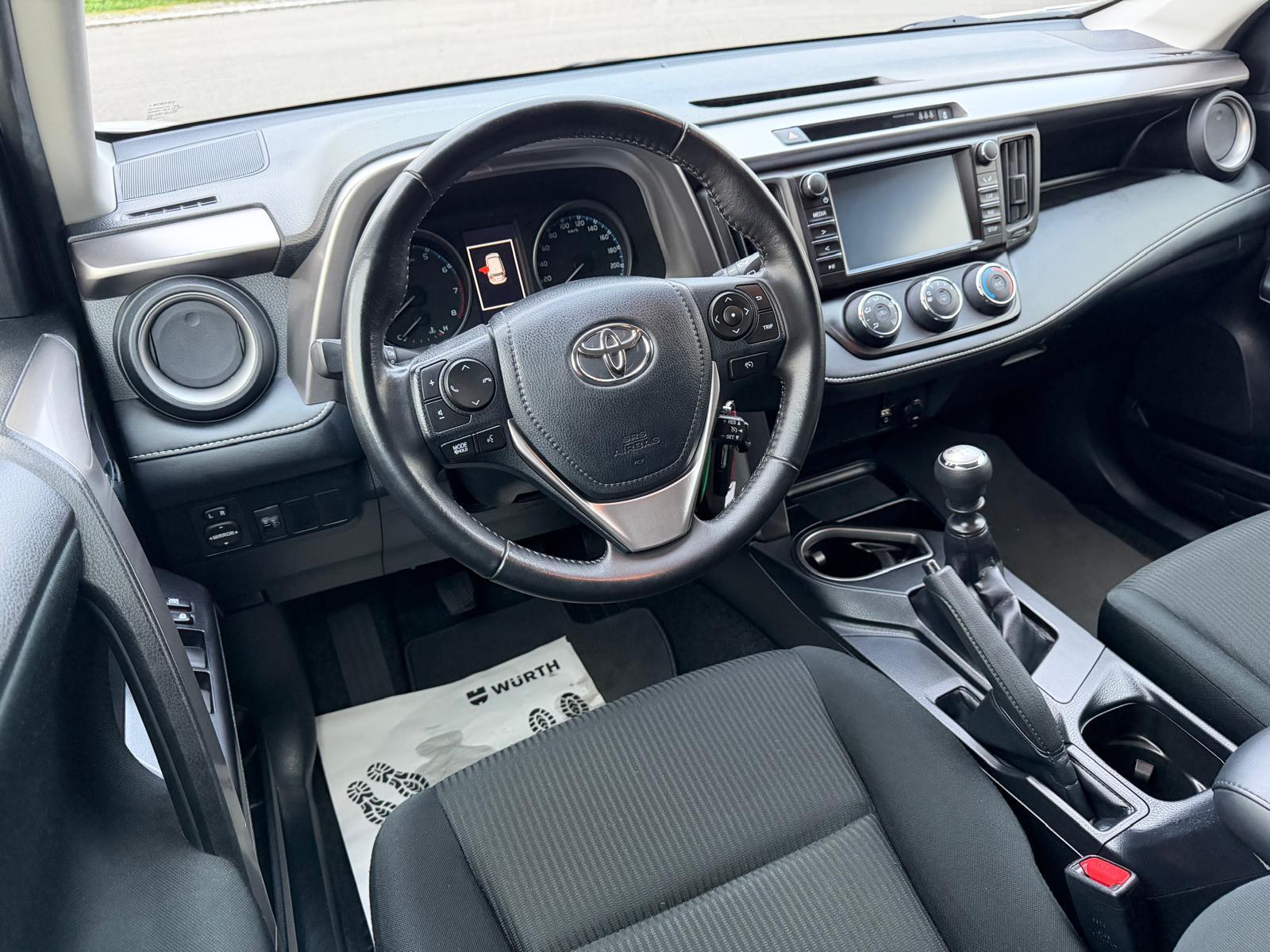 TOYOTA RAV4 2.0i VMa Active-image-7
