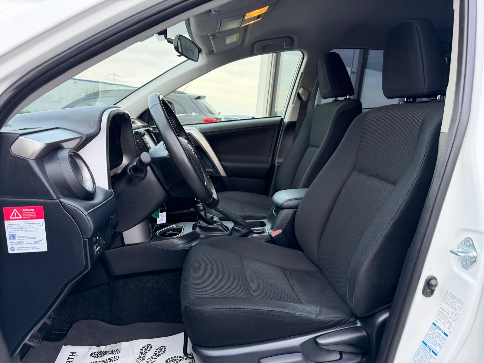 TOYOTA RAV4 2.0i VMa Active-image-20