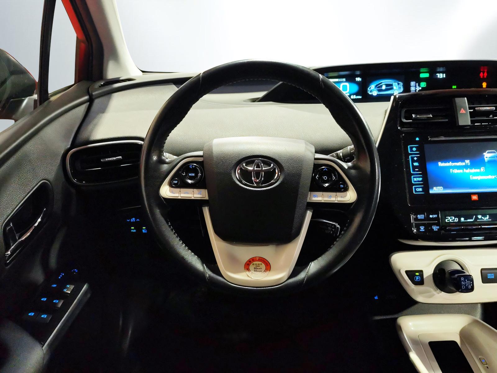 TOYOTA Prius 1.8 VVTi HSD Sol Premium-image-10