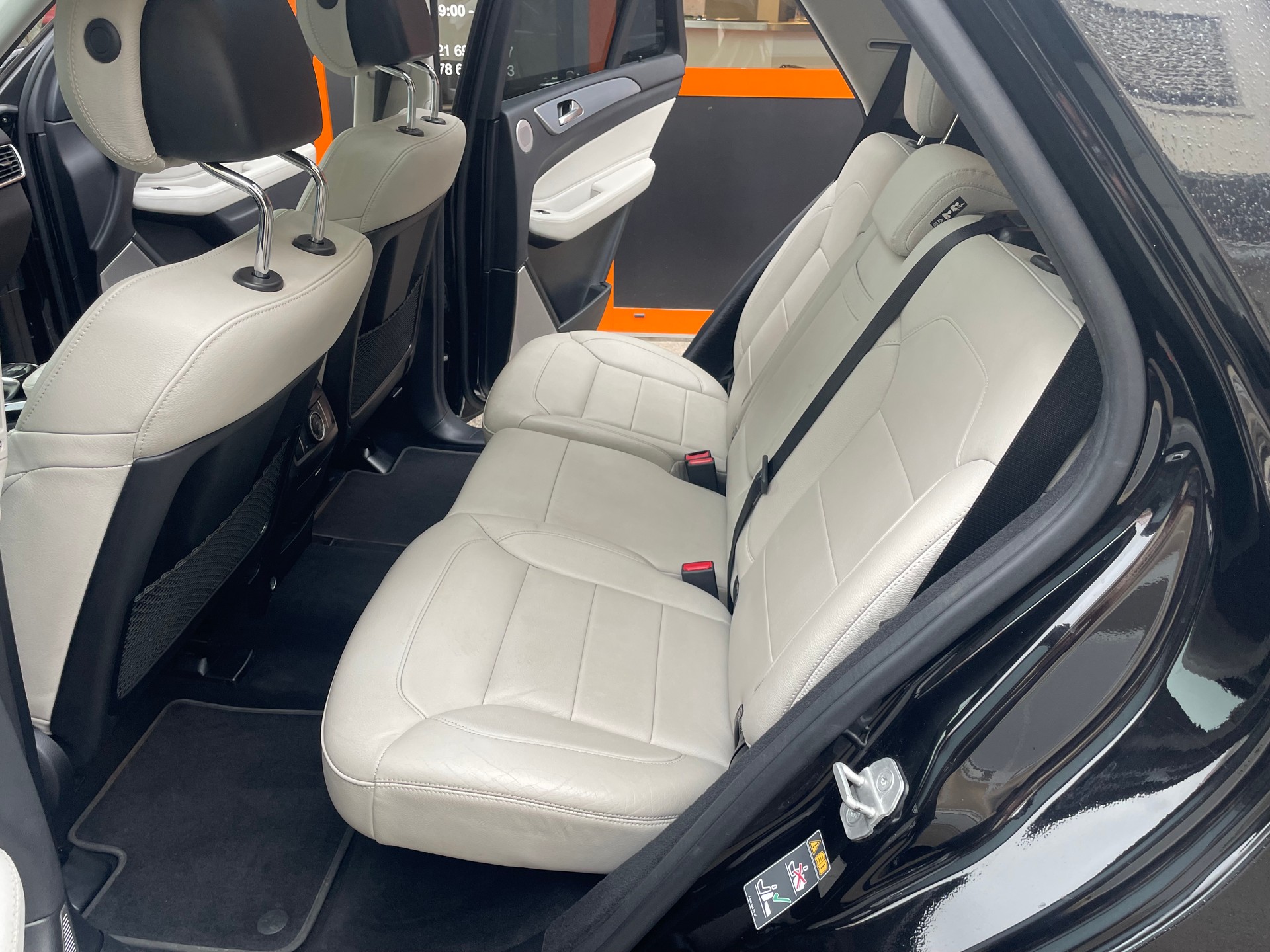 MERCEDES-BENZ GLE 350 d Executive 4Matic 9G-Tronic-image-11