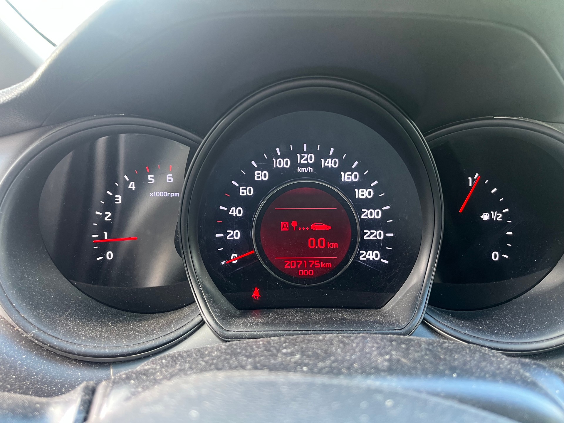 KIA Cee'd 1.6 CRDi Trend-image-7