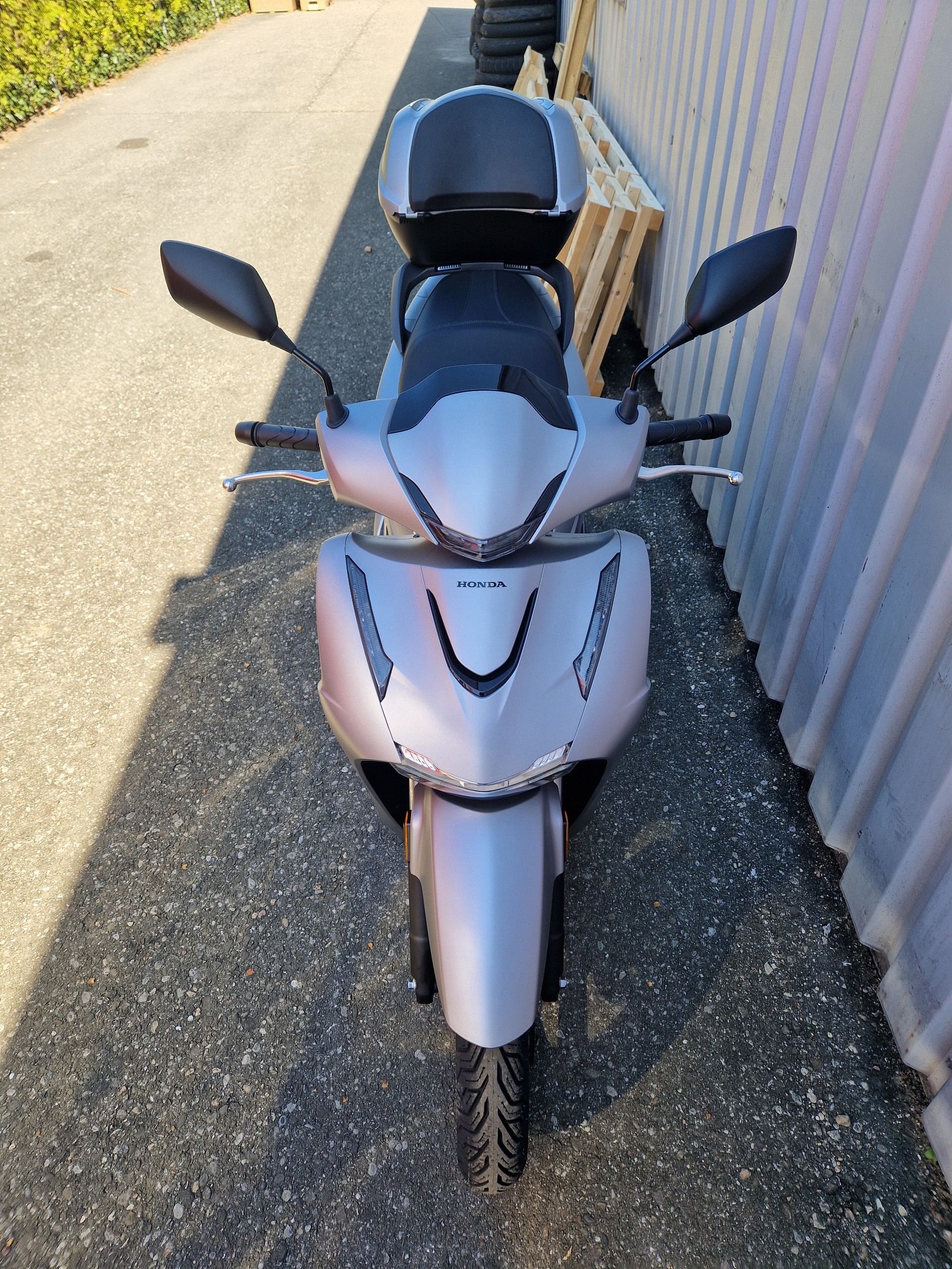 HONDA SH 150 inkl. Top Box-showroom-element-3