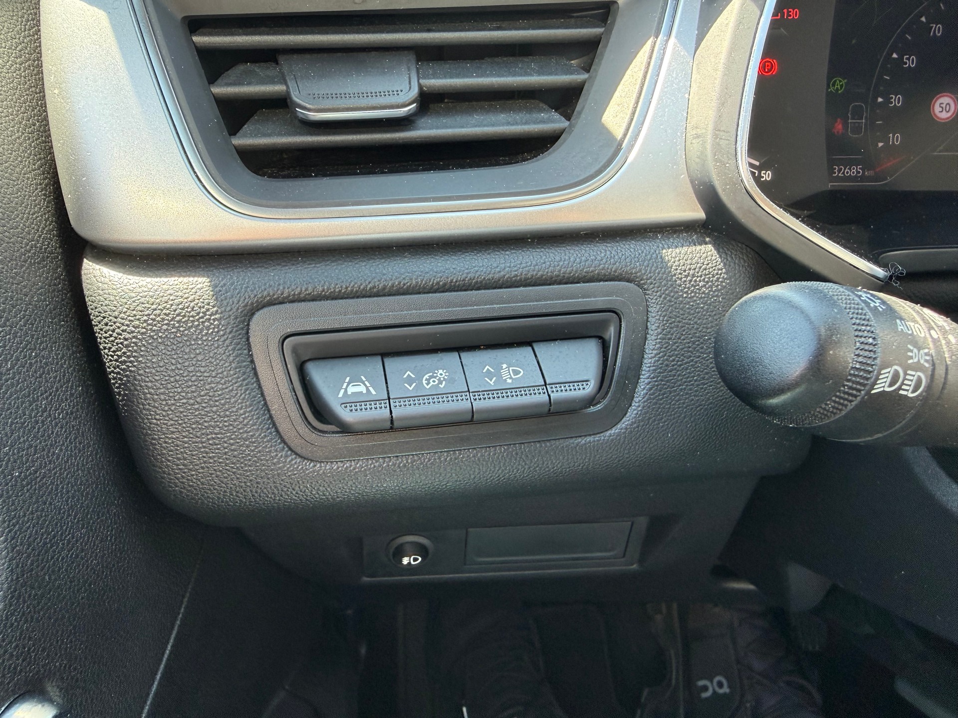 RENAULT Captur 1.3 TCe EDC Intens EDC-image-14