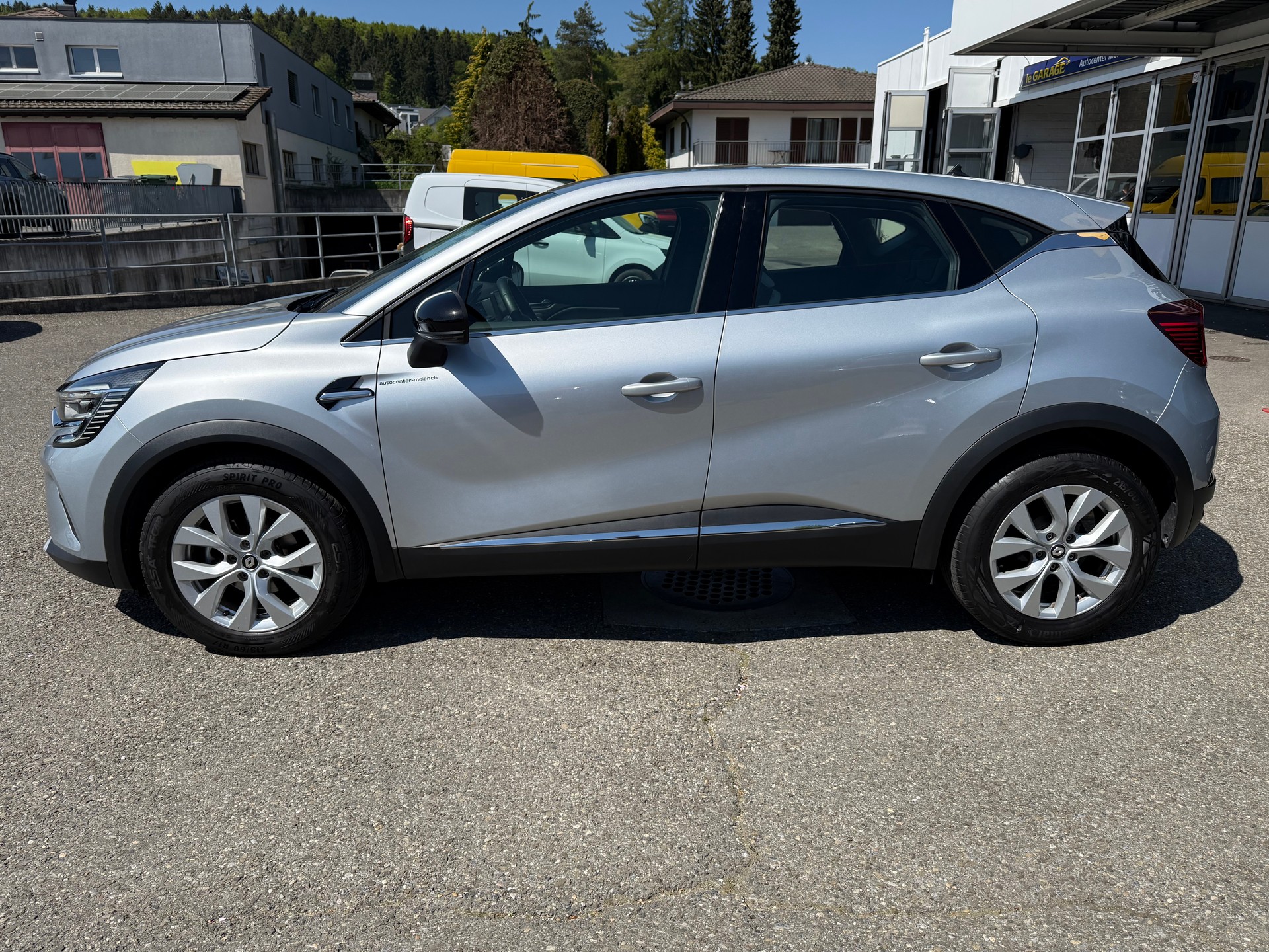 RENAULT Captur 1.3 TCe EDC Intens EDC-showroom-element-2