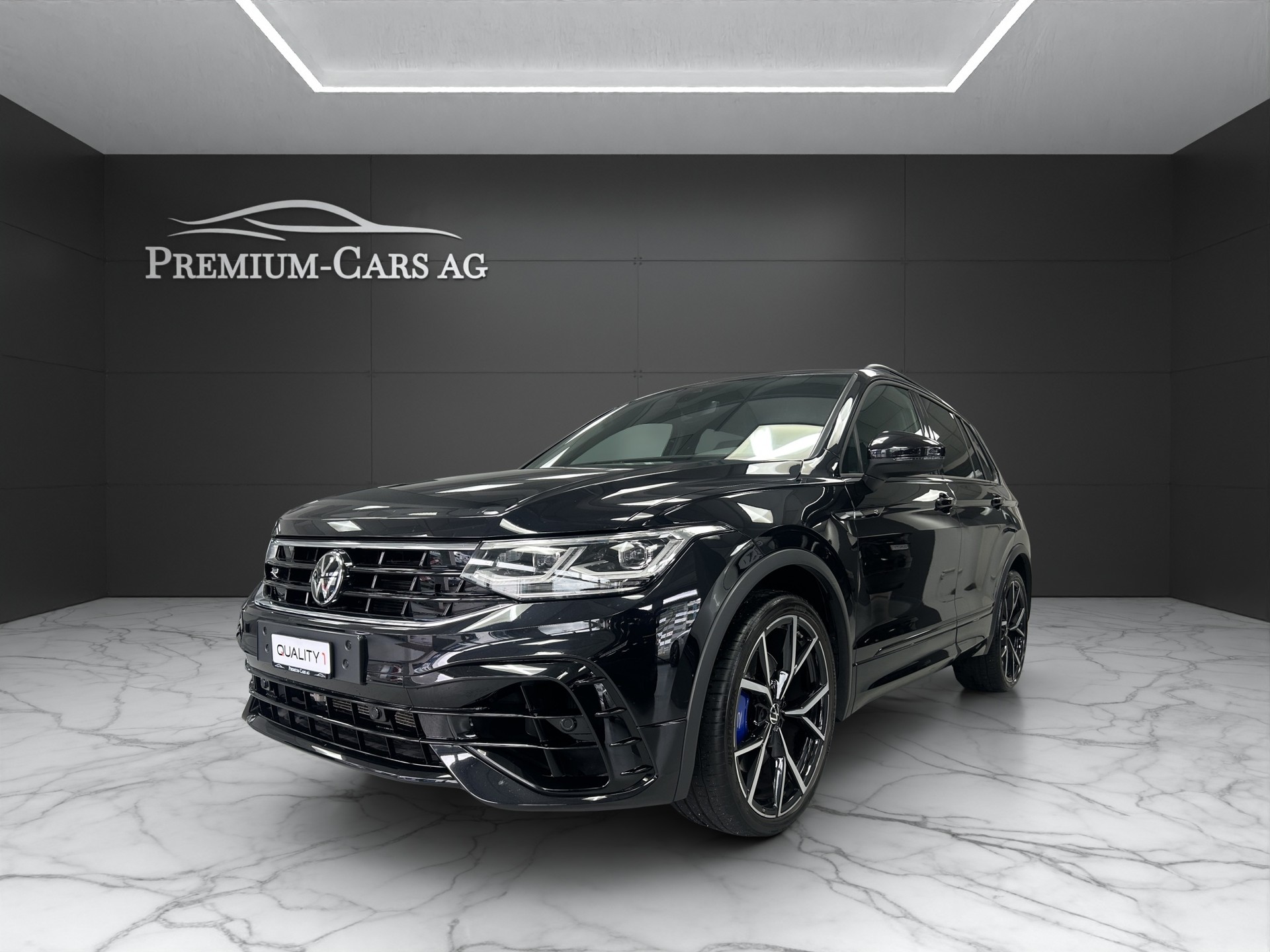VW Tiguan 2.0TSI R 4Motion DSG-image-1
