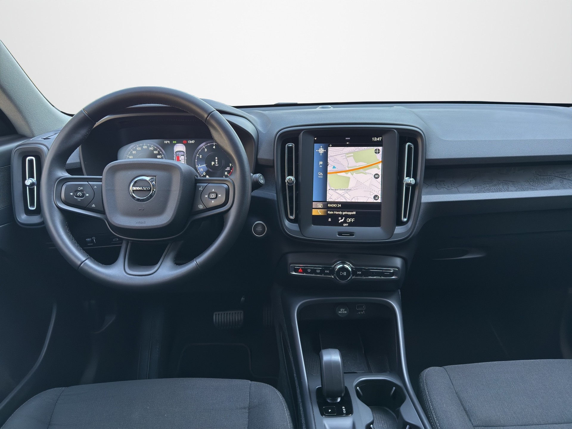VOLVO XC40 1.5 T2 Essential-image-10