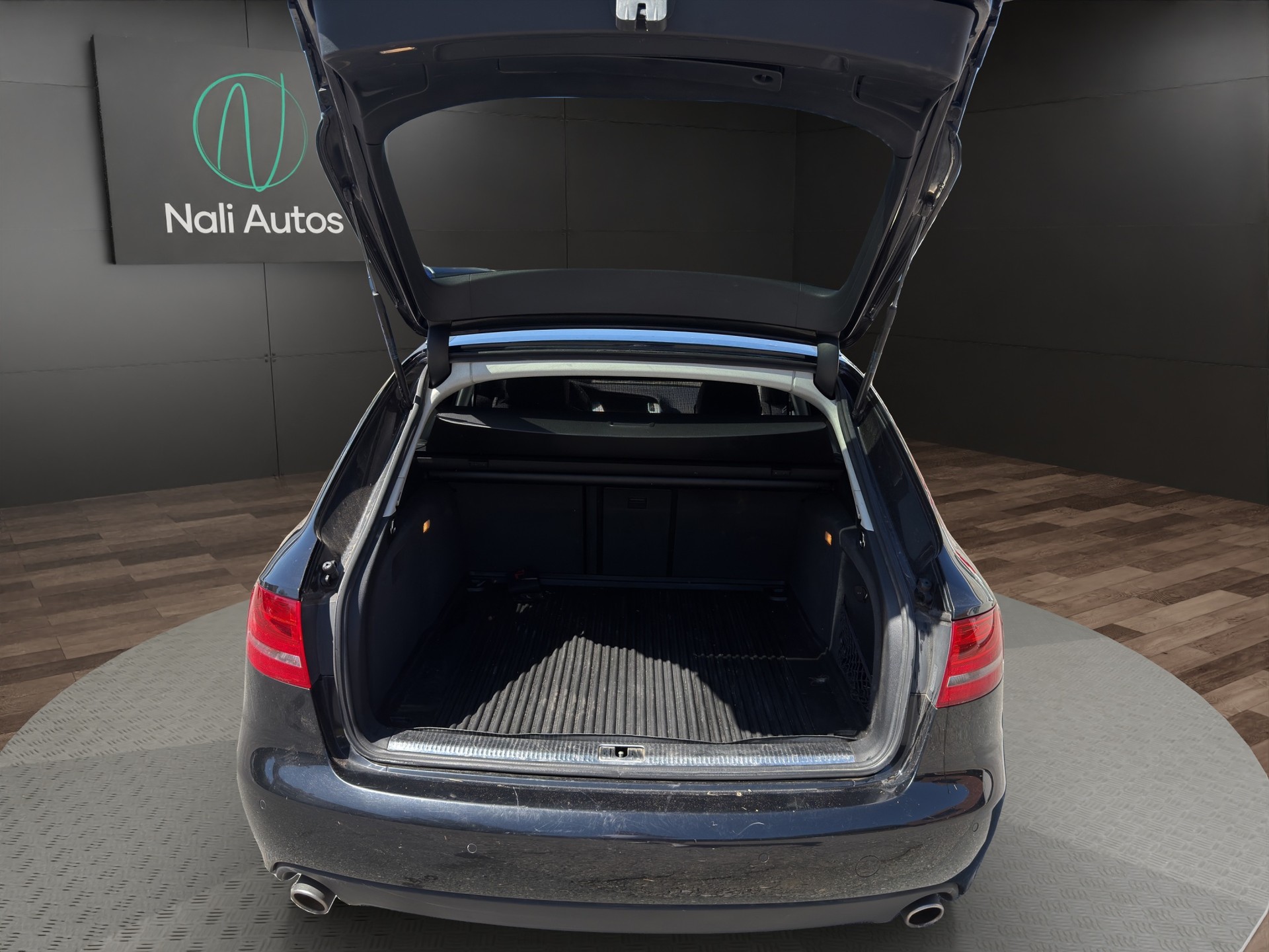 AUDI A4 Avant 3.0 TDI quattro tiptronic-image-13
