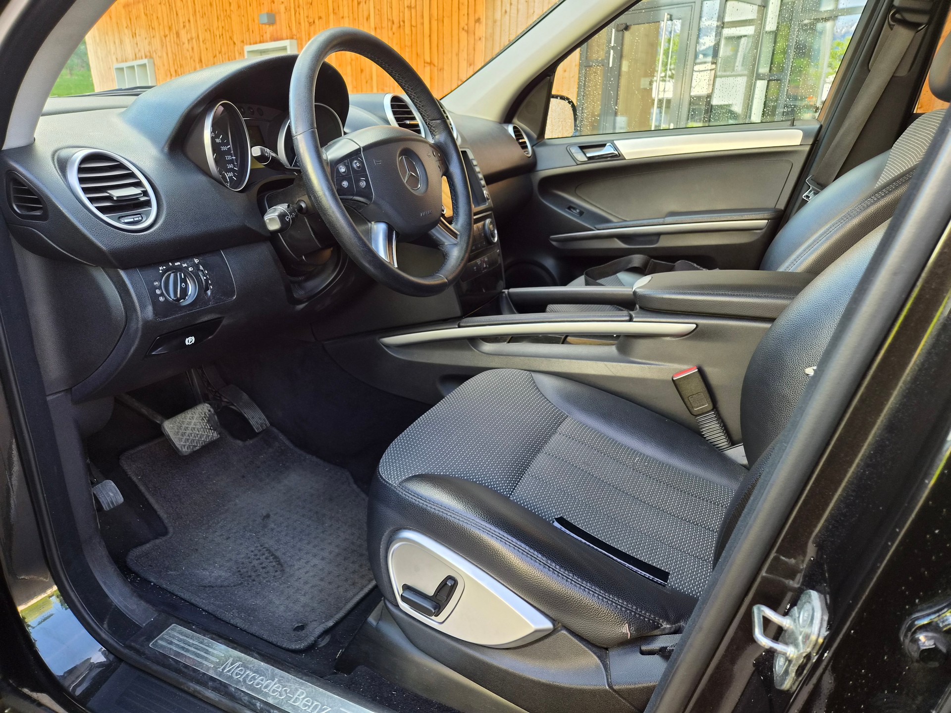 MERCEDES-BENZ ML 280 CDI 4Matic 7G-Tronic-image-11