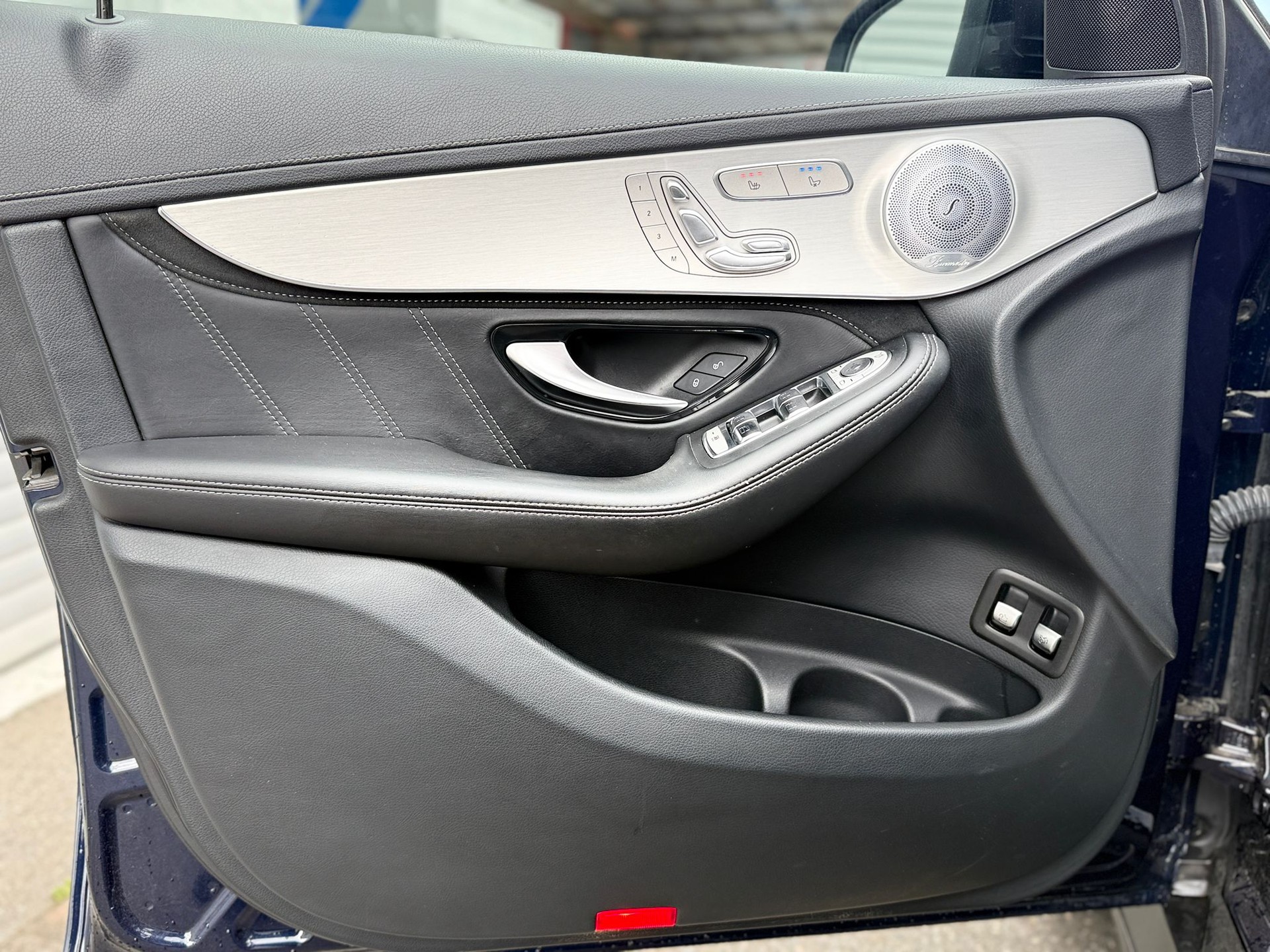 MERCEDES-BENZ GLC 63 S AMG 4m+-image-9