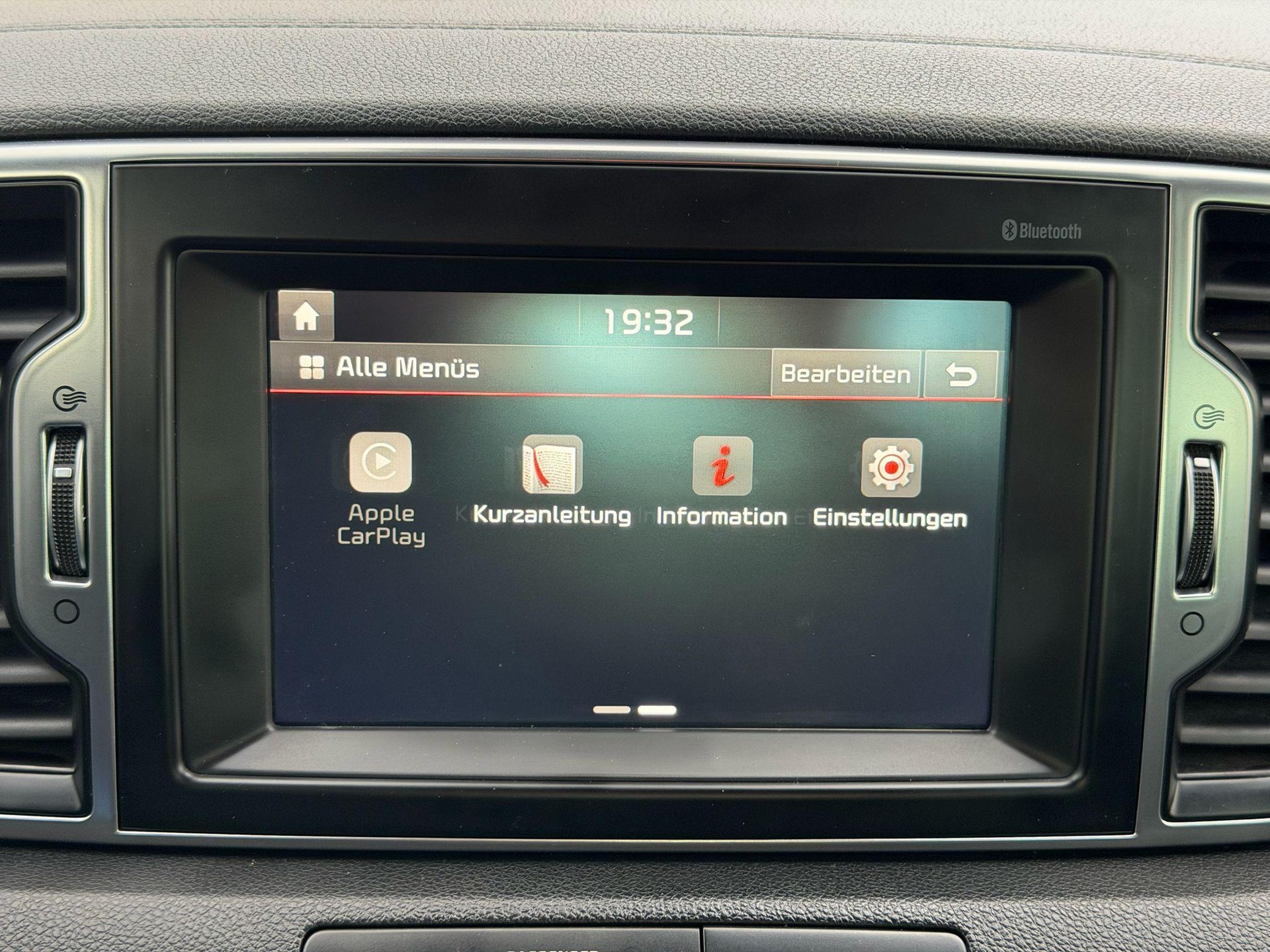 KIA Sportage 1.6 GDi Trend 2WD-image-16