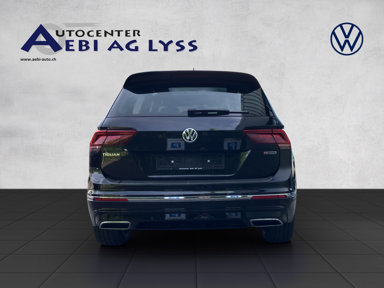 VW Tiguan 2.0TSI Highline 4Motion DSG-showroom-element-3