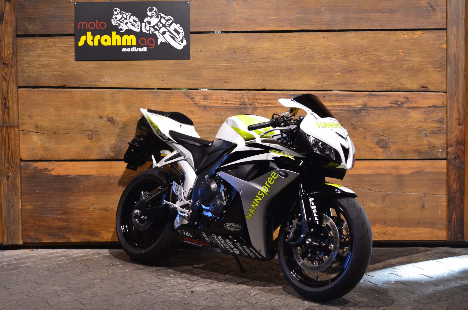 HONDA CBR 600 RR-image-0