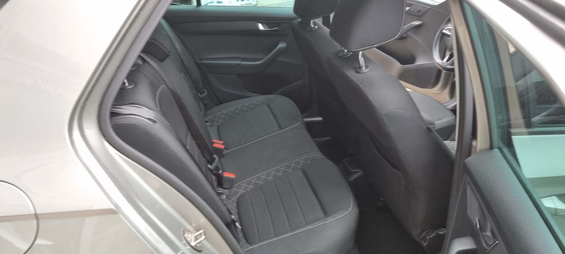 SKODA Fabia 1.2 TSI Style DSG-image-8