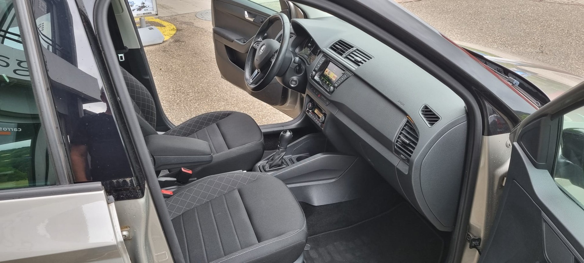 SKODA Fabia 1.2 TSI Style DSG-image-7