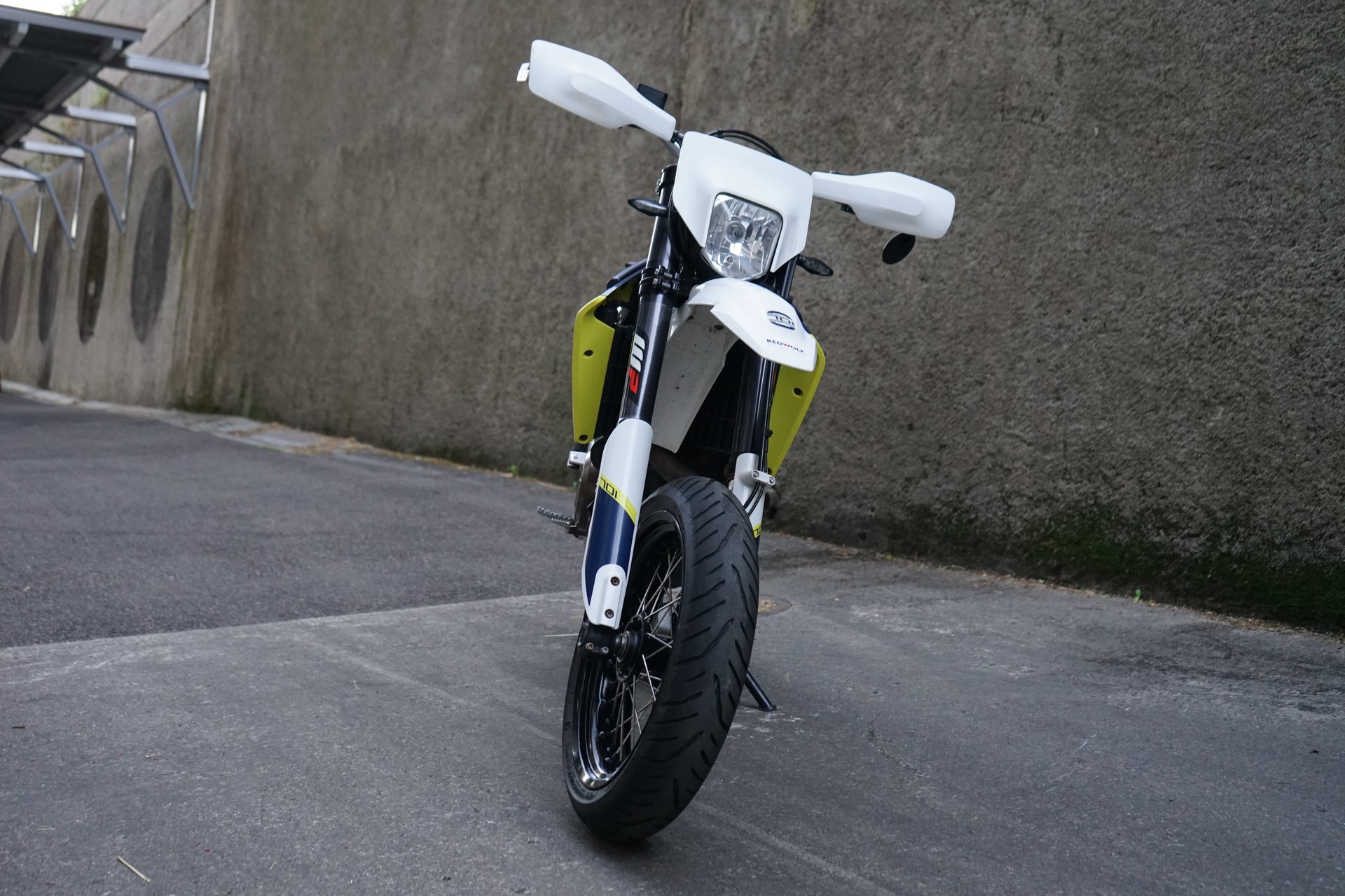 HUSQVARNA 701 Supermoto 35KW-image-2
