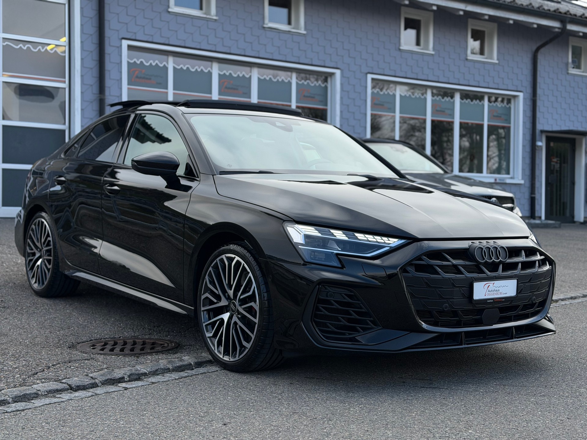 AUDI S3 Limousine TFSI quattro S-tronic *Facelift*Audi Werksgarantie*-showroom-element-1
