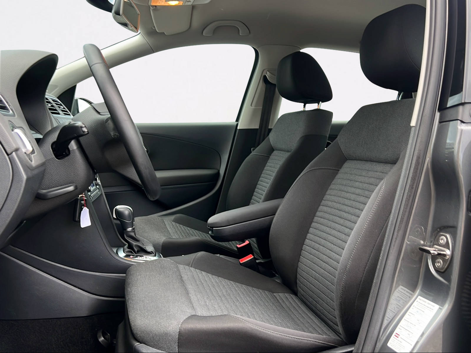 VW Polo 1.4 16V Comfortline DSG-image-10