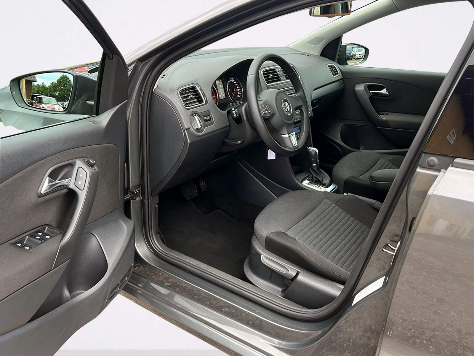 VW Polo 1.4 16V Comfortline DSG-image-9