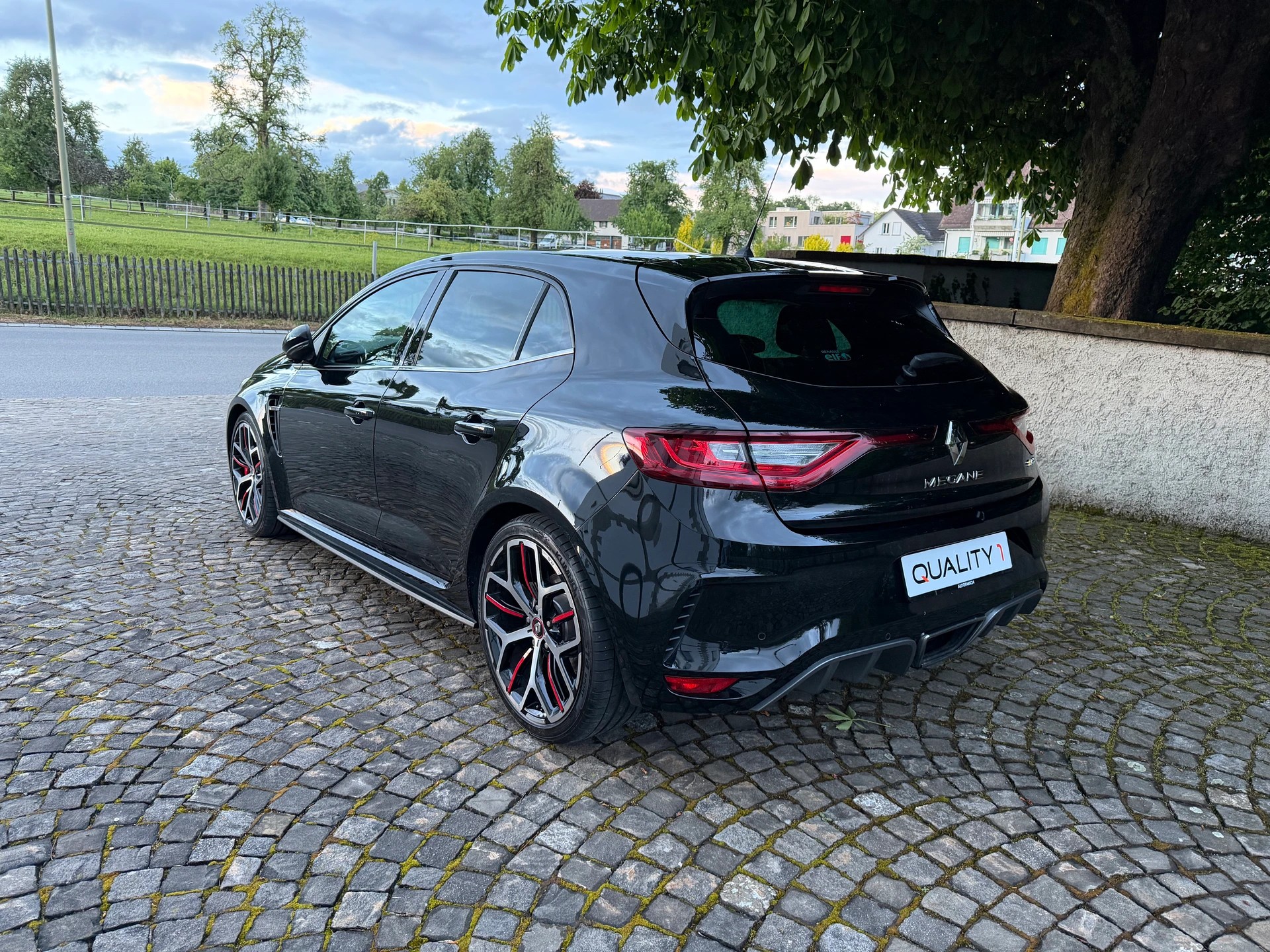 RENAULT Mégane RS 280 Handschalter / Ab MFK / Service gepfleft / 36 Monate Garantie exkl. / 8 Fach/LED/Sportsitze/BOSE /Rückfahrkamera-image-6
