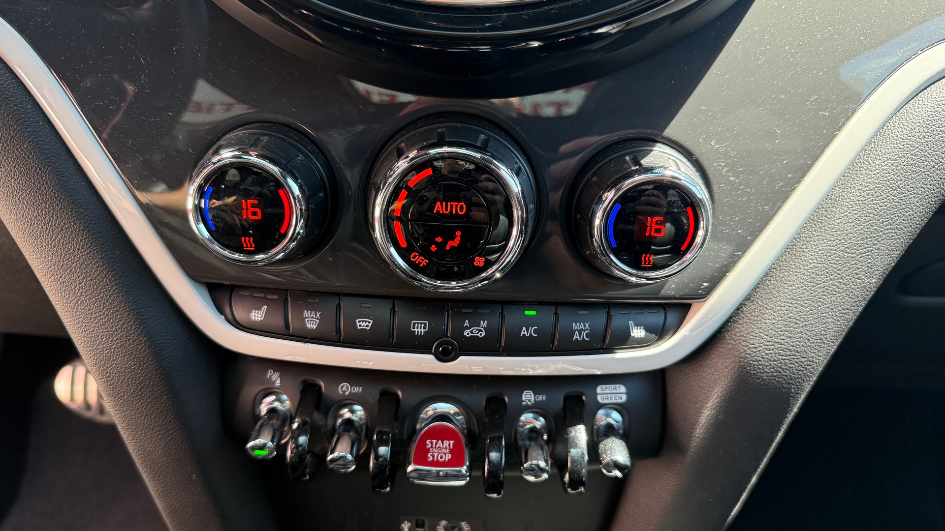 MINI Countryman John Cooper Works ALL4 Steptronic-image-12