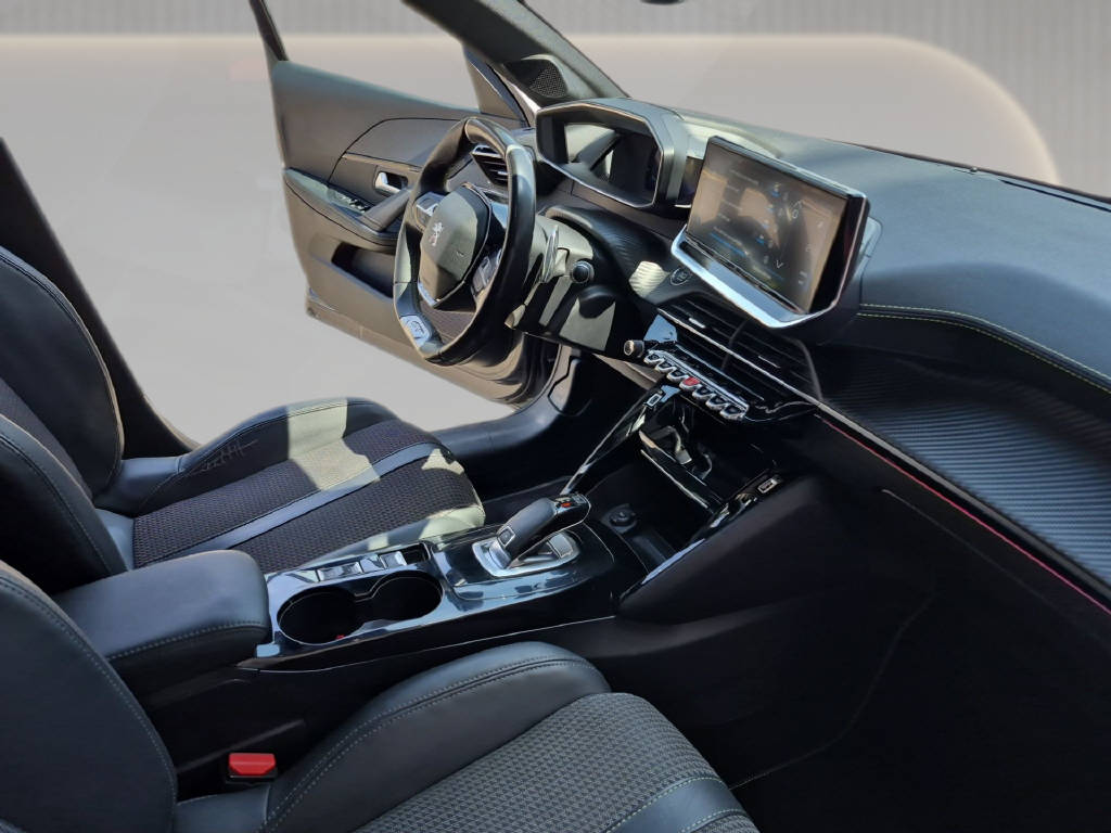 PEUGEOT 208 Essence 130ch EAT8 GT-image-12