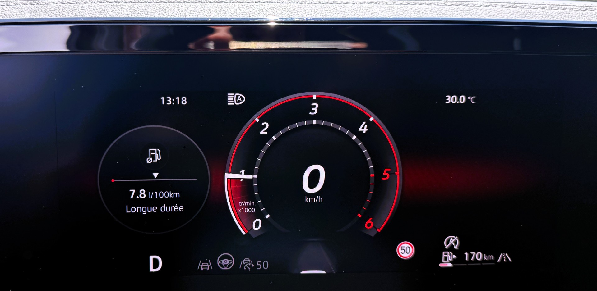 VW Tiguan 2.0 TDI SCR Elegance 4Motion DSG-image-25