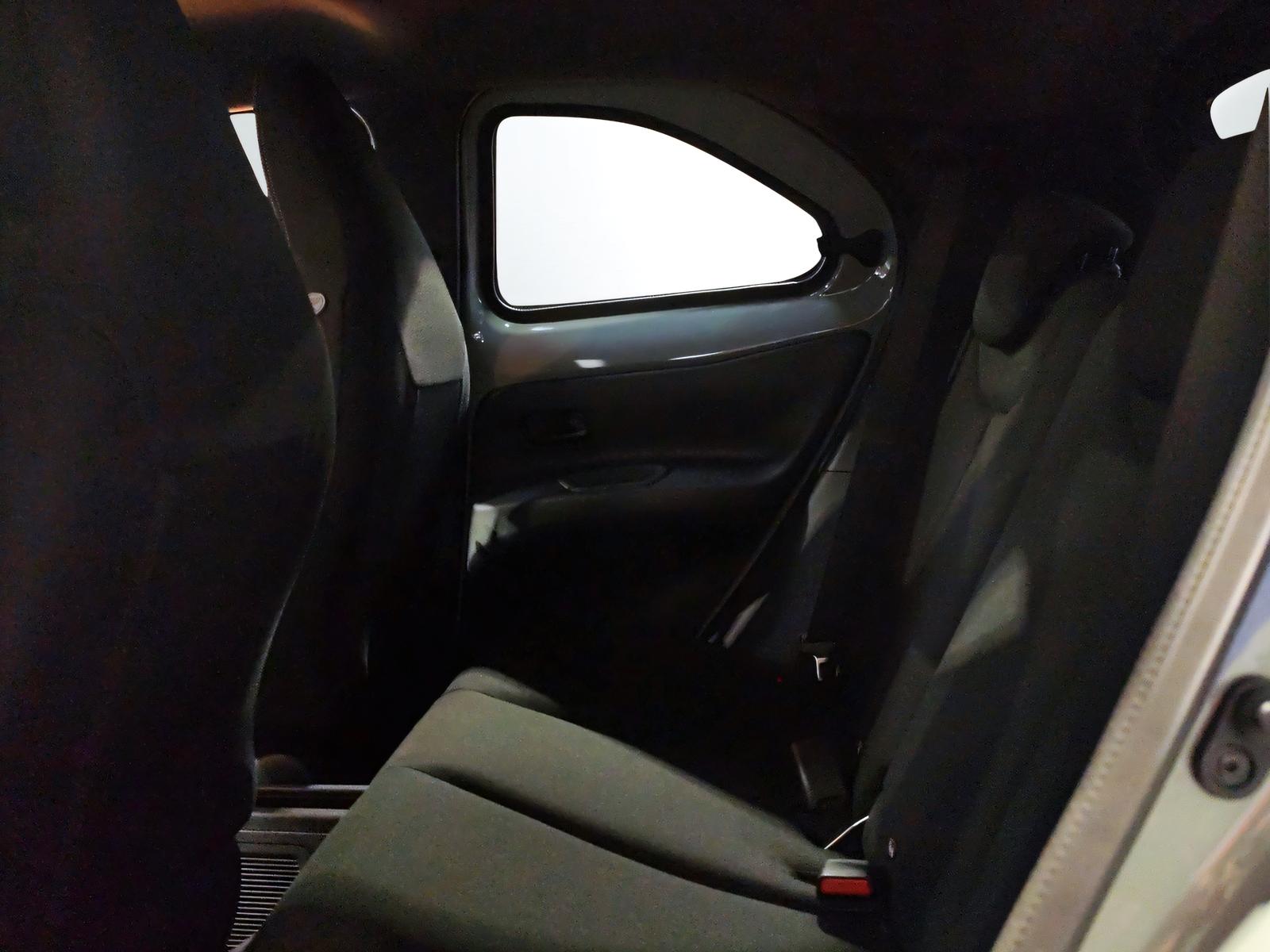 TOYOTA Aygo X 1.5 VVT-i HSD Trend-image-15