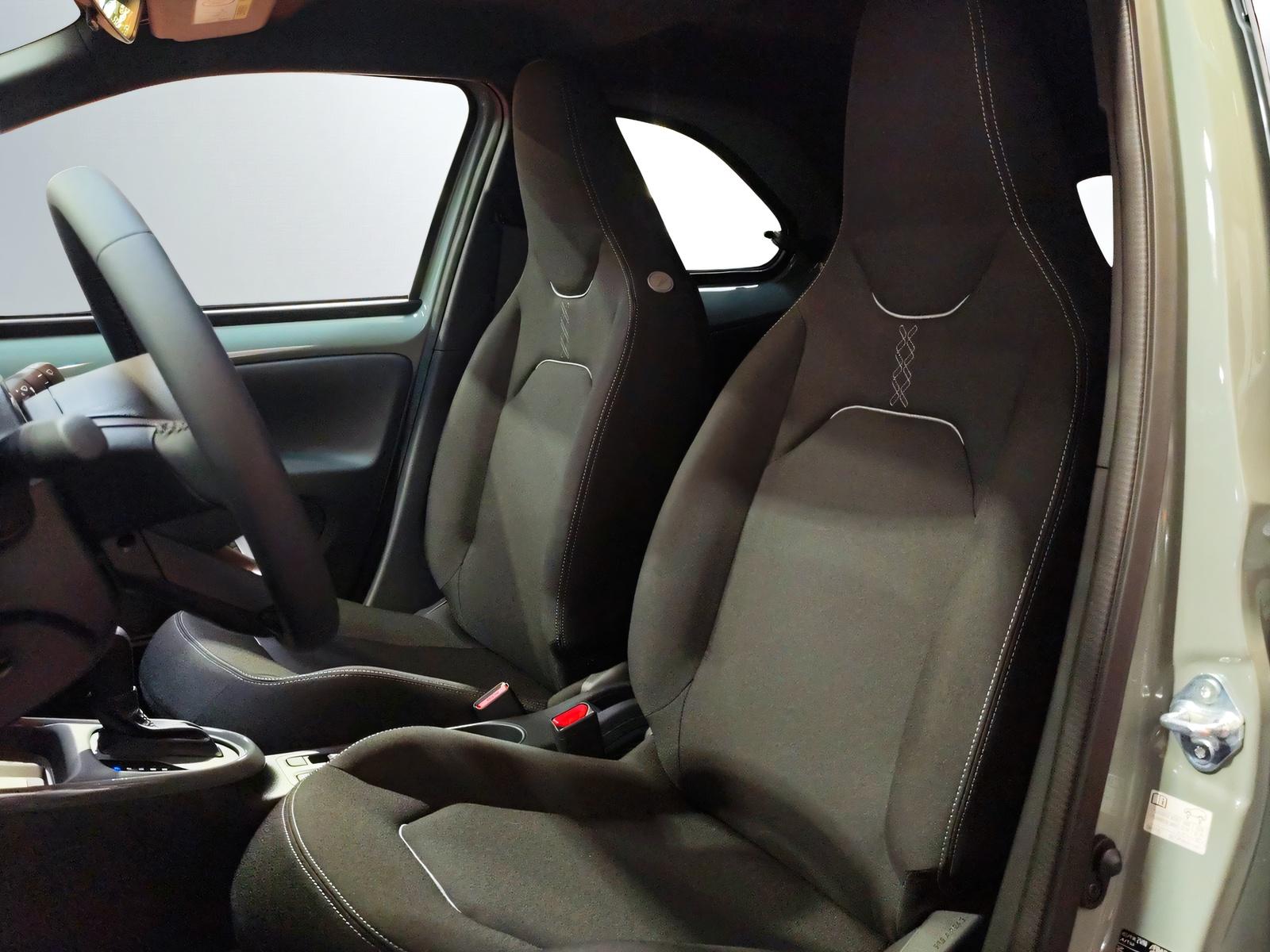 TOYOTA Aygo X 1.5 VVT-i HSD Trend-image-7