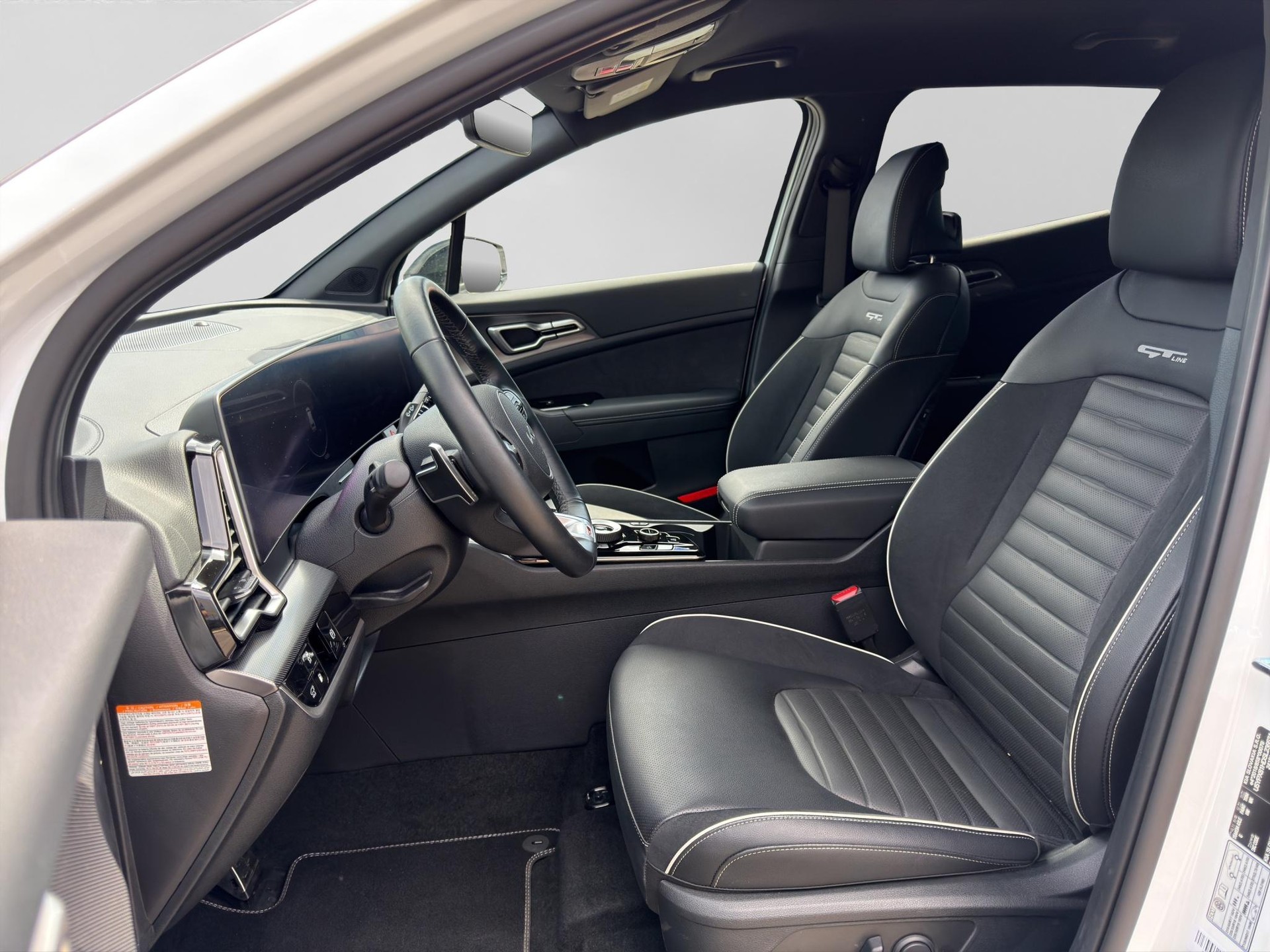 KIA Sportage 1.6 T-GDi PHEV GT-Line-showroom-element-2