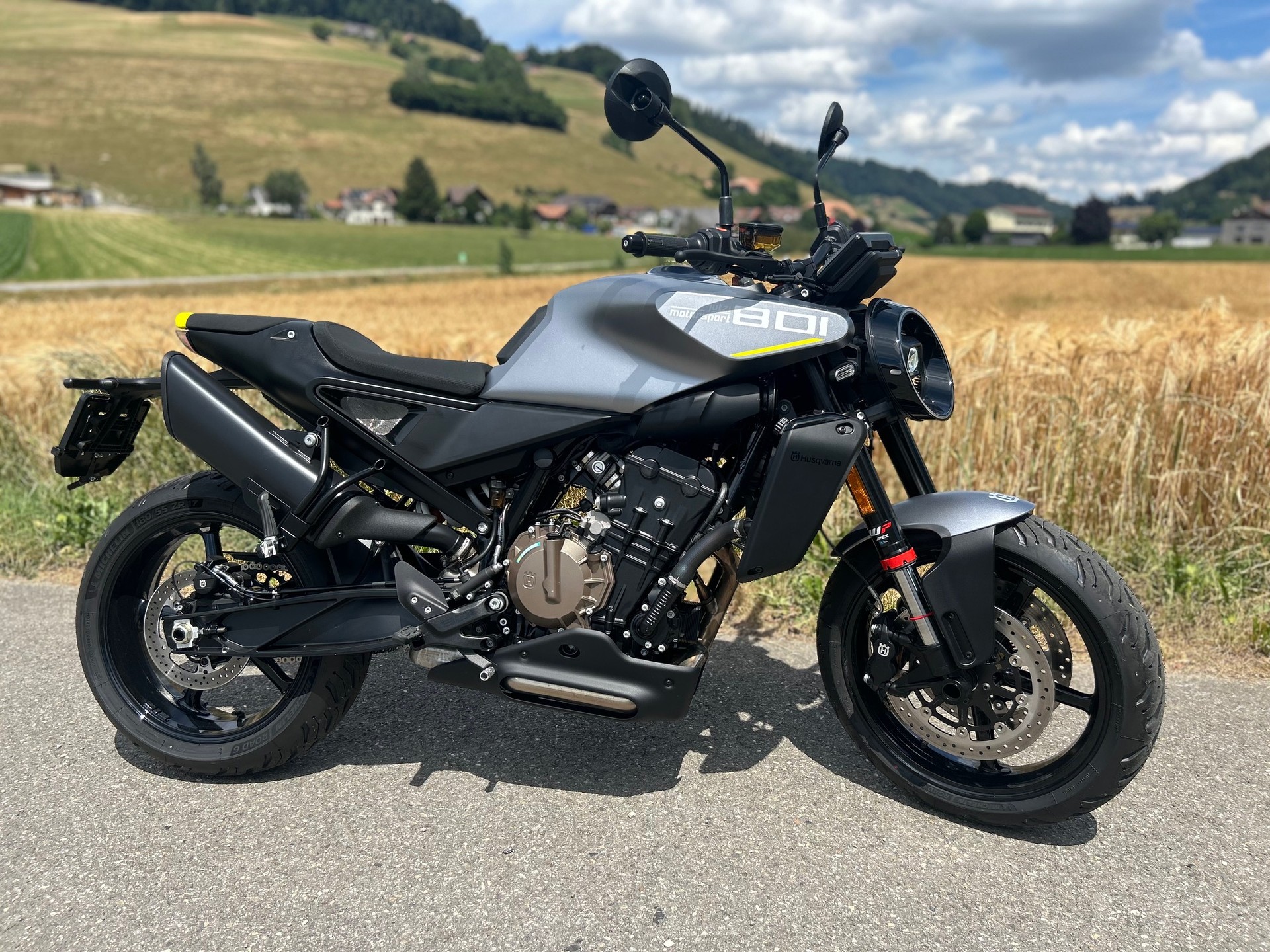 HUSQVARNA Vitpilen 801-image-0