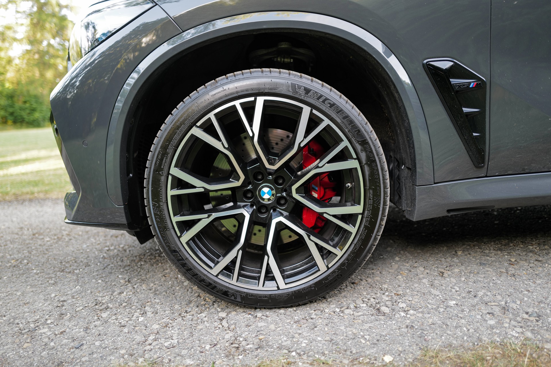 BMW X5M M Competition-image-13