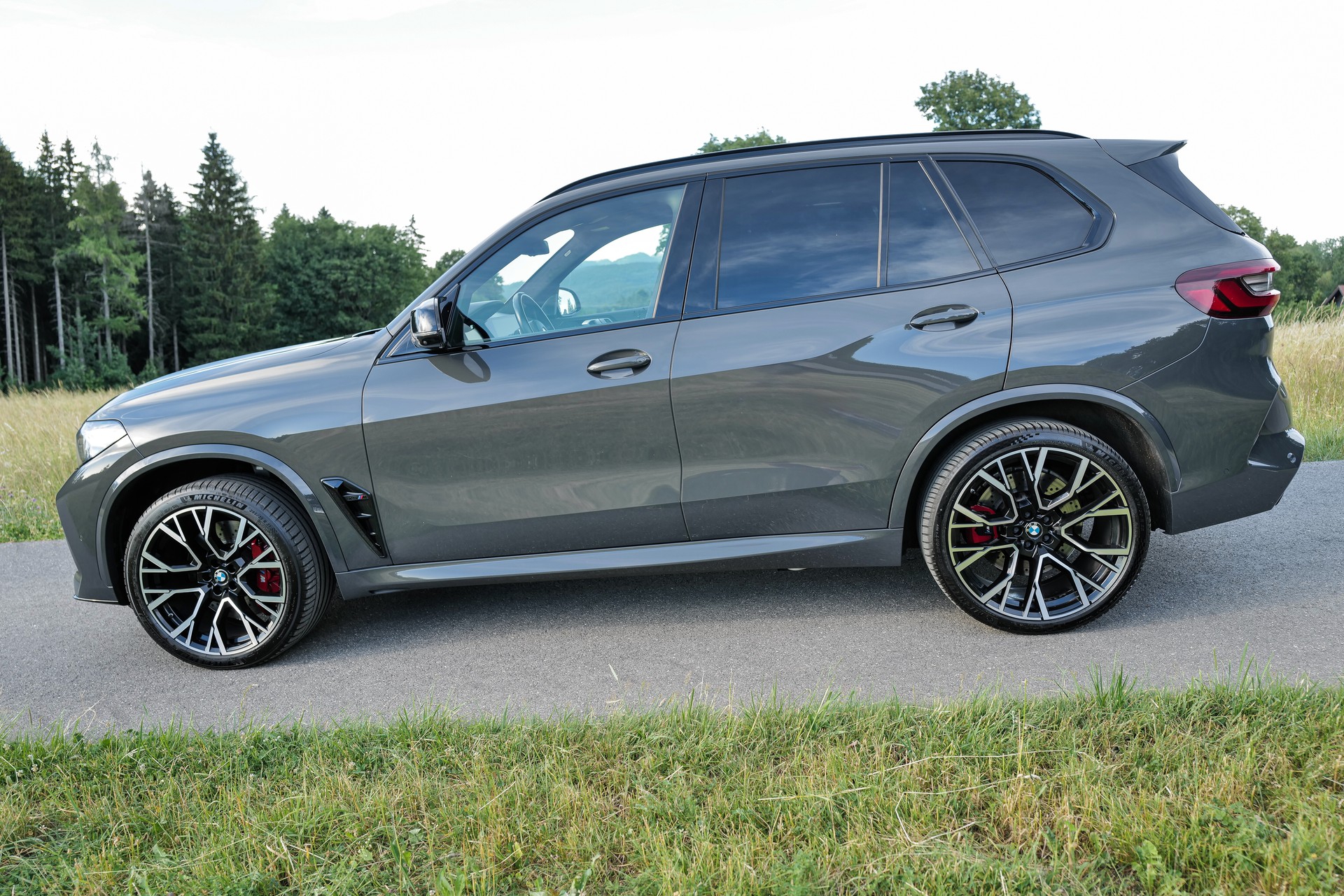 BMW X5M M Competition-image-4