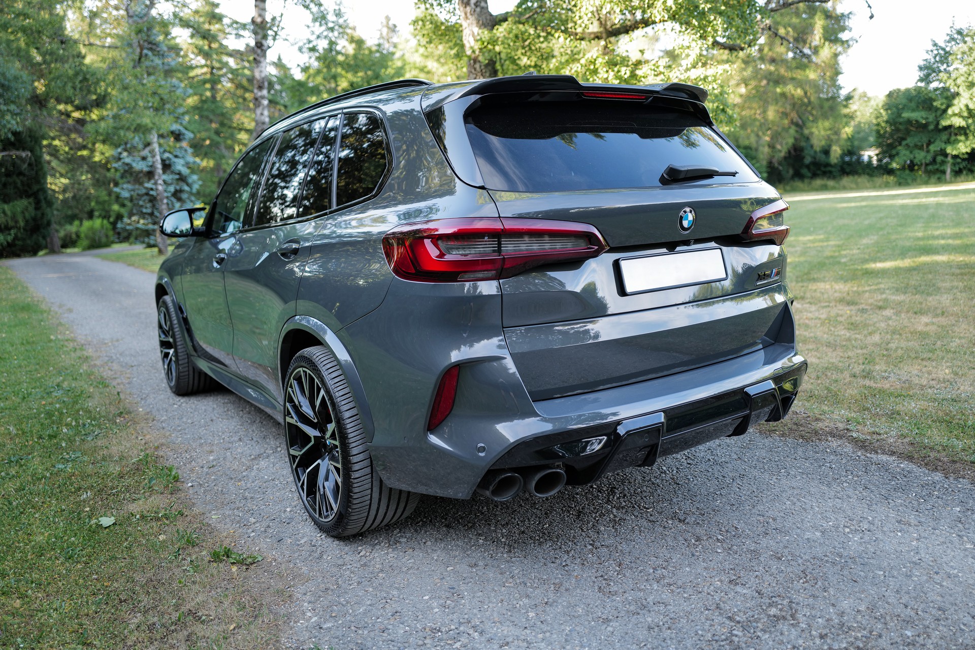 BMW X5M M Competition-image-1
