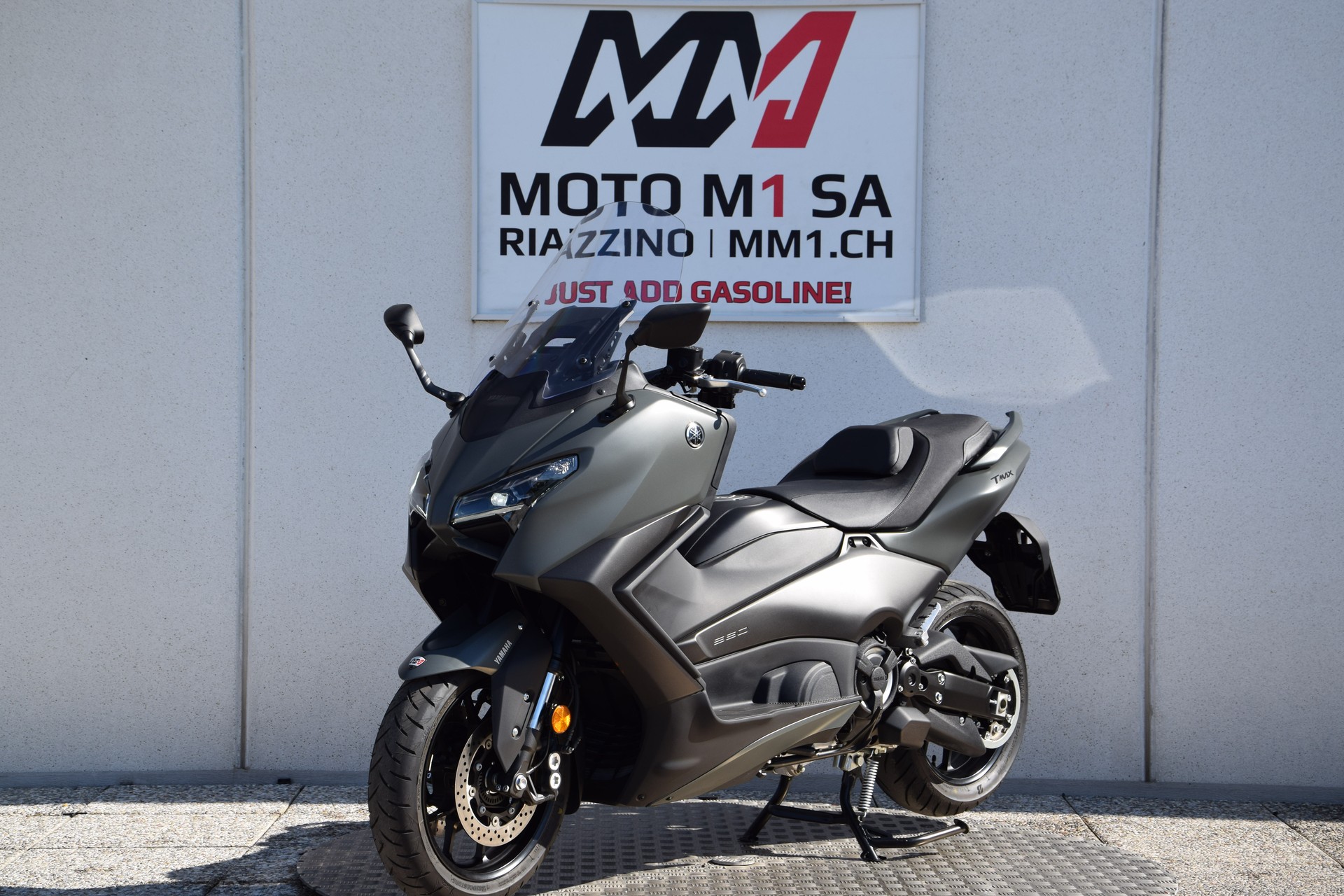 YAMAHA T-MAX 560-image-3