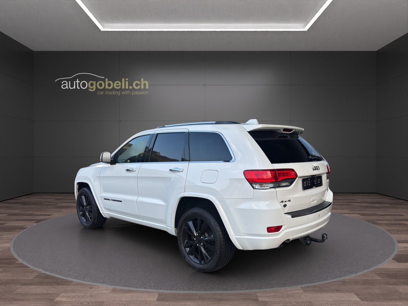 JEEP Grand Cherokee 3.0 CRD Overland Automatic-showroom-element-1