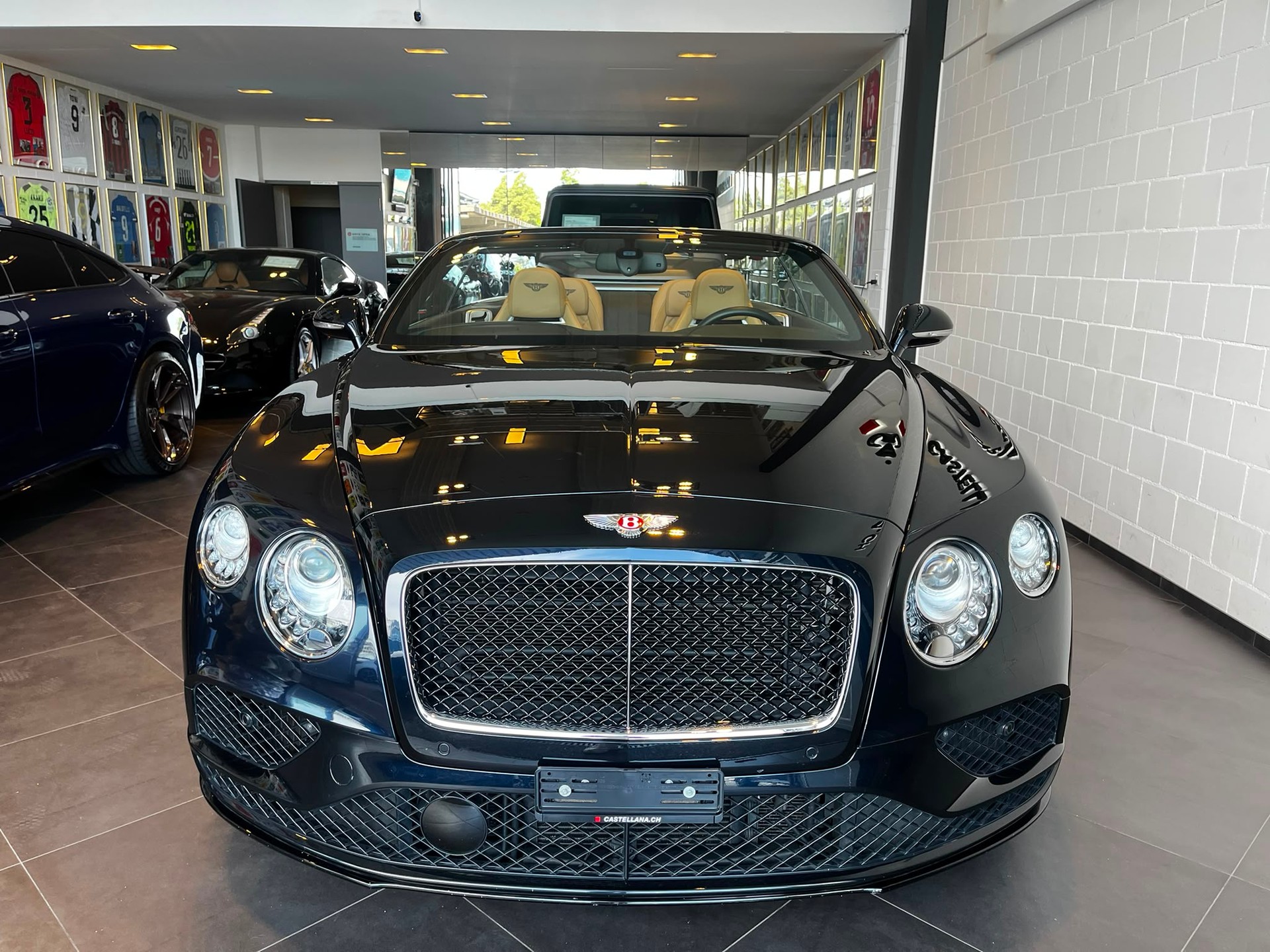 BENTLEY Continental GTC 4.0 V8 S-showroom-element-2
