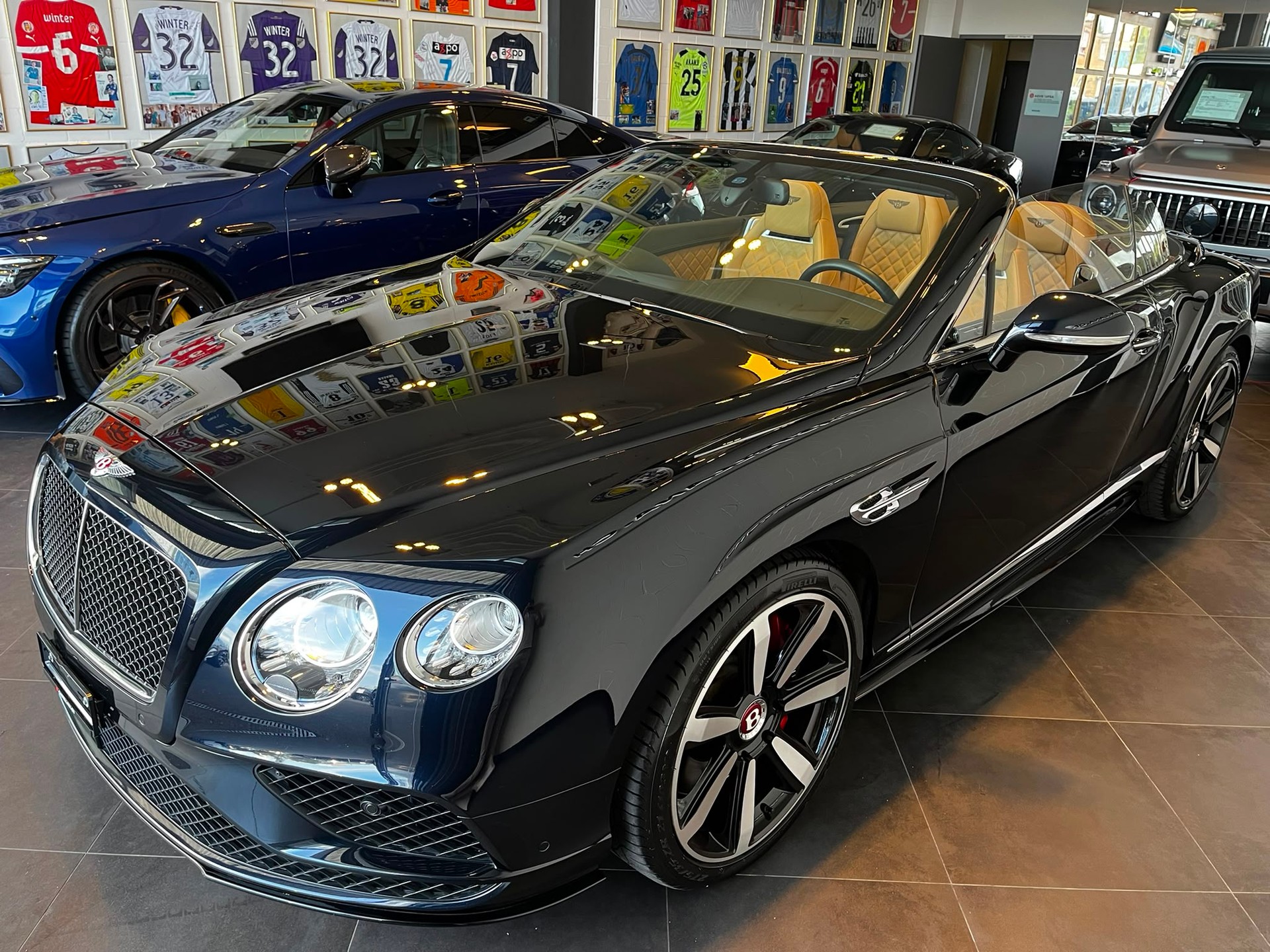 BENTLEY Continental GTC 4.0 V8 S-showroom-element-3