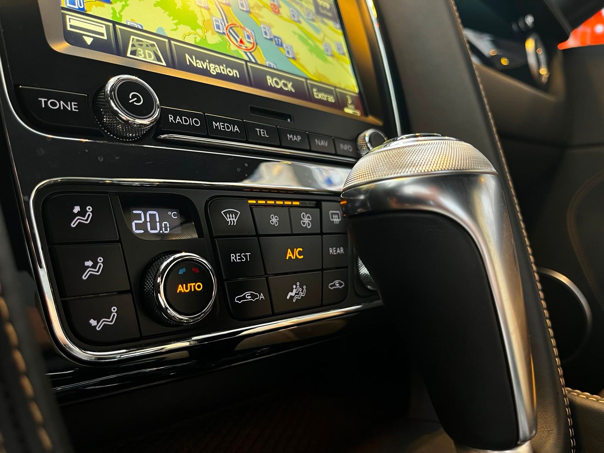 BENTLEY Continental GTC 4.0 V8 S-image-20
