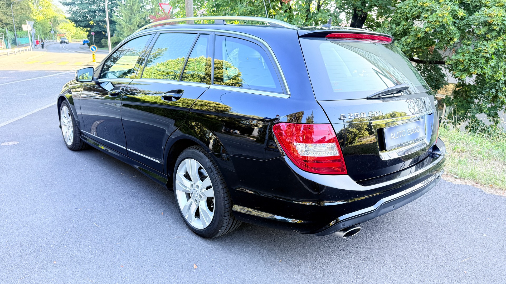 MERCEDES-BENZ C 250 CDI Avantgarde 4Matic 7G-Tronic-image-4
