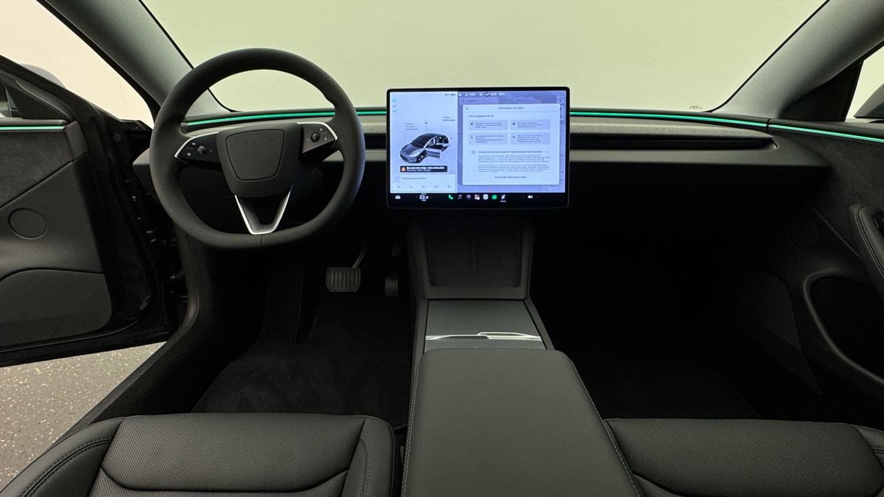 TESLA Model 3 Long Range Dual Motor AWD-image-5