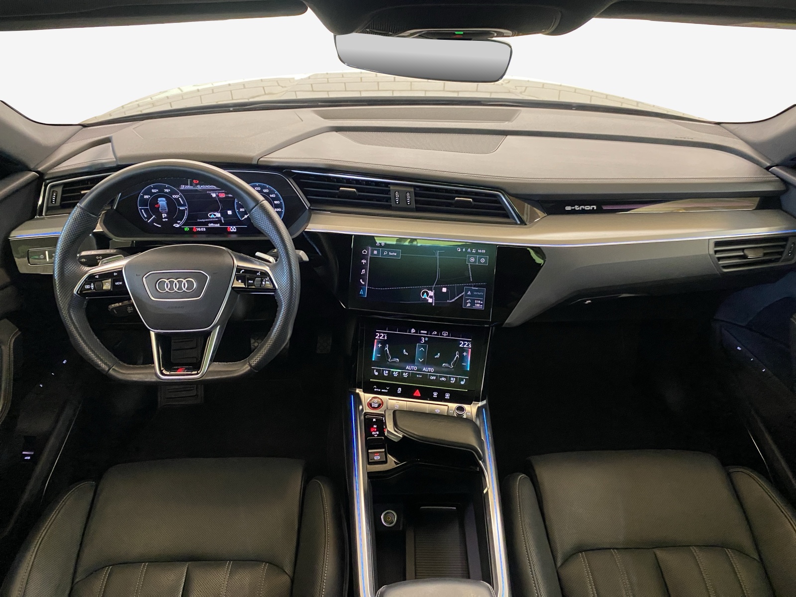 AUDI e-tron S Sportback quattro-image-8
