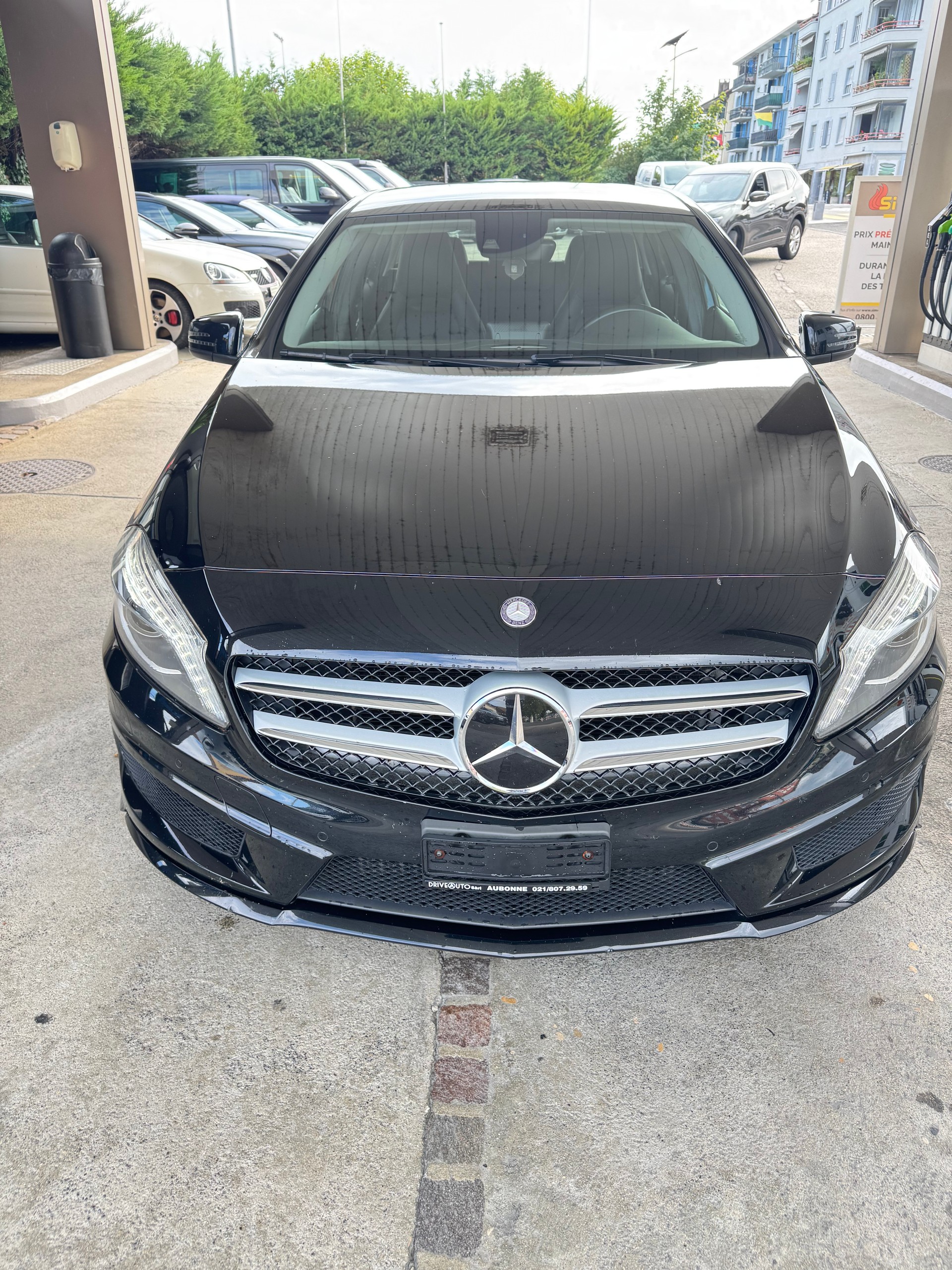 MERCEDES-BENZ A 250 AMG Line 4Matic 7G-DCT-showroom-element-1