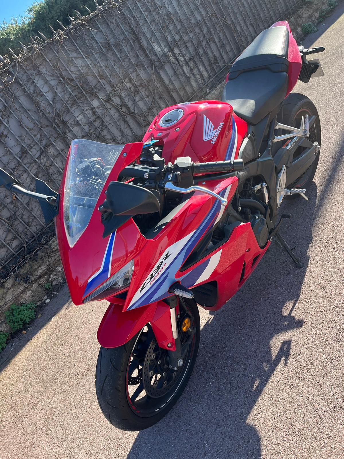 HONDA CBR 650 R E-Clutch-image-1