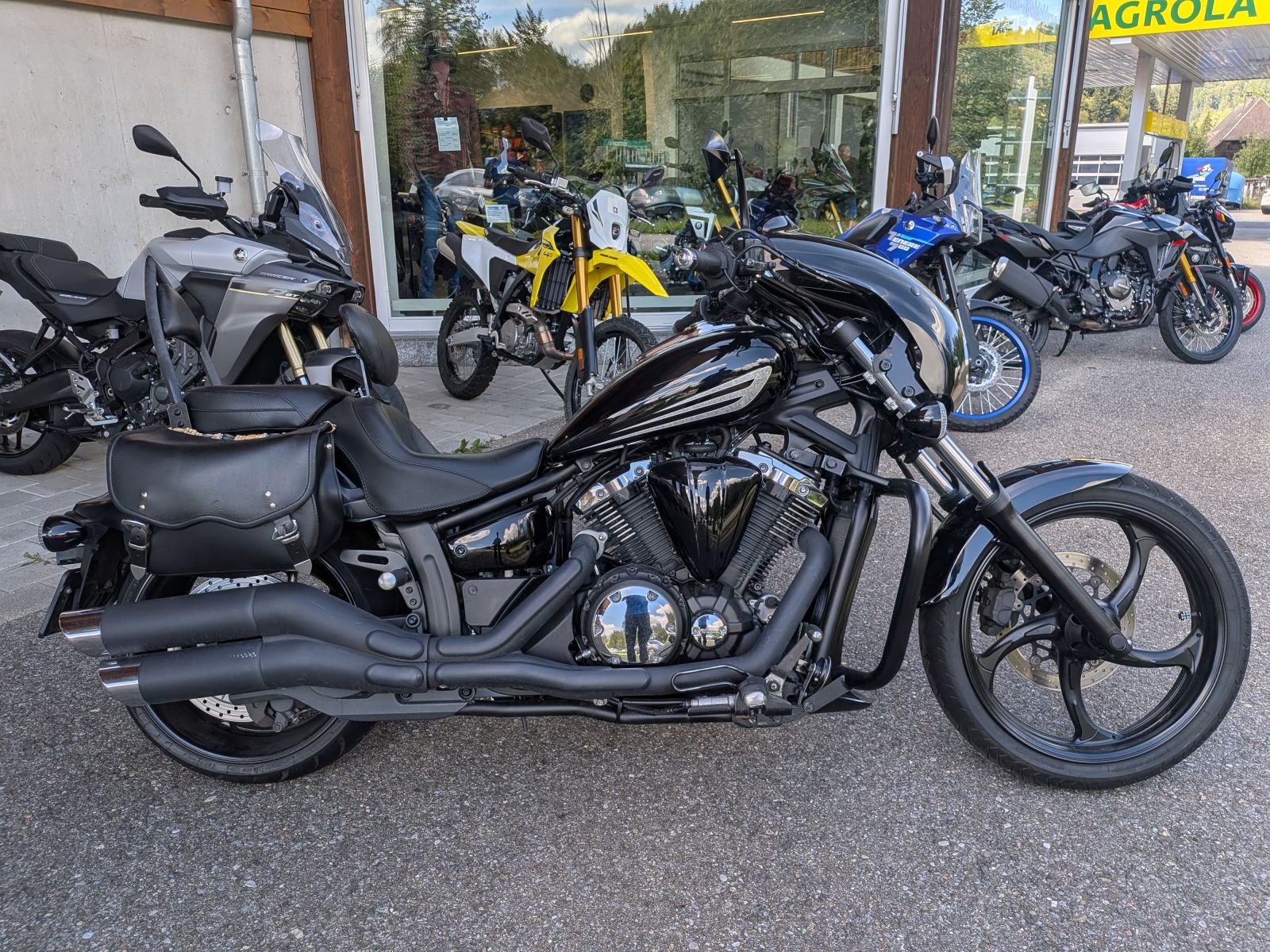 YAMAHA XVS 1300 Custom-image-6
