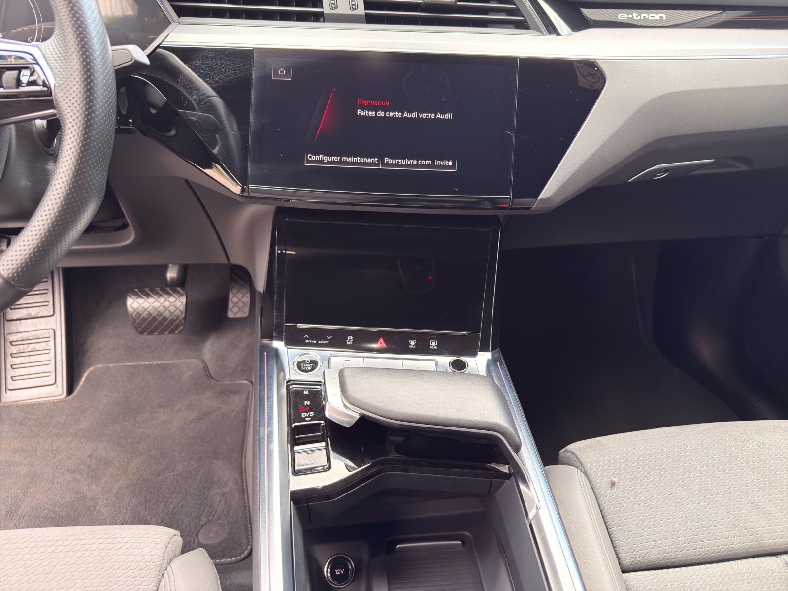 AUDI e-tron 55 Sportback S Line Black Edition quattro-image-10