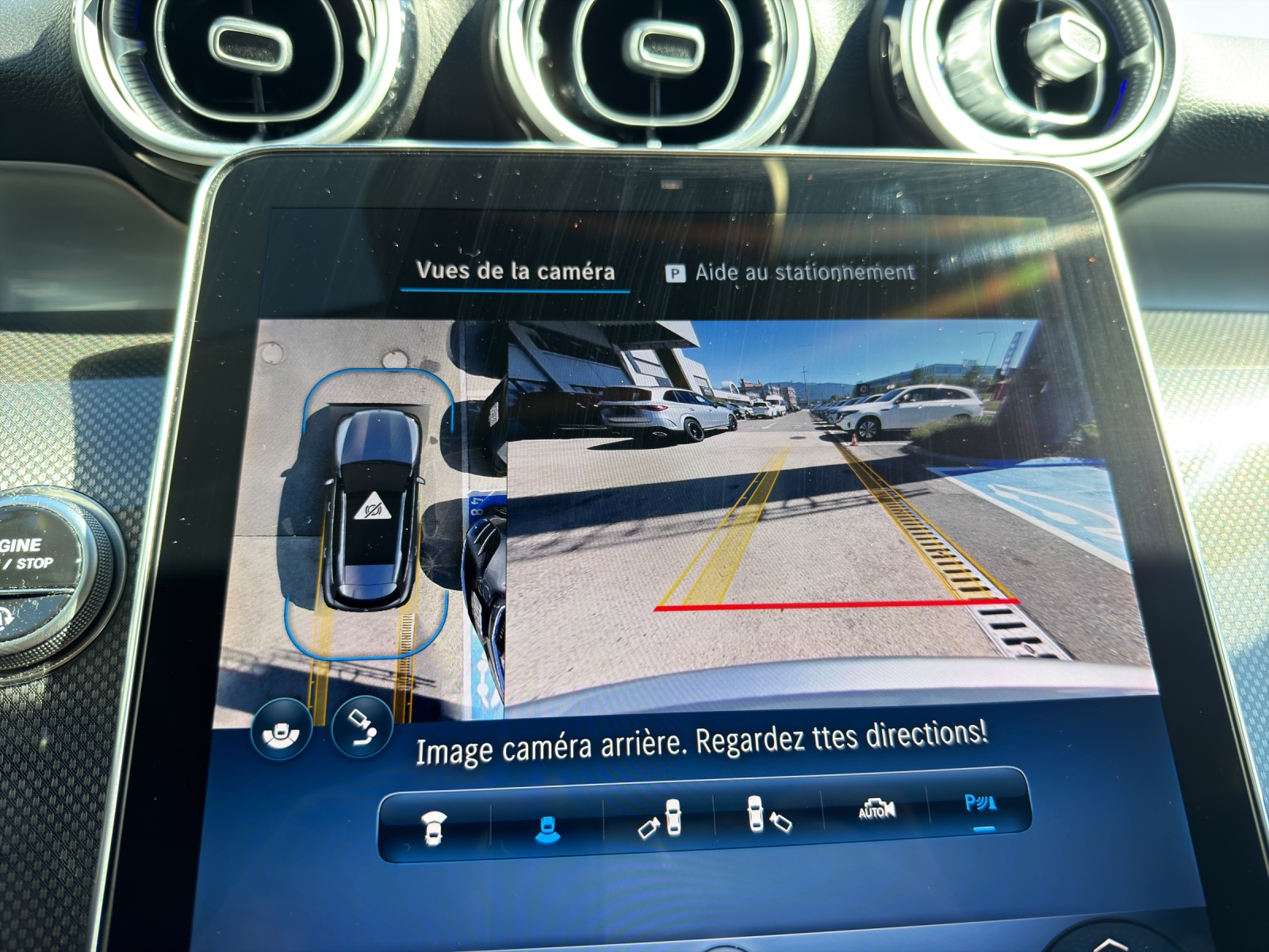 MERCEDES-BENZ GLC 220 d 4Matic 9G-Tronic-image-17