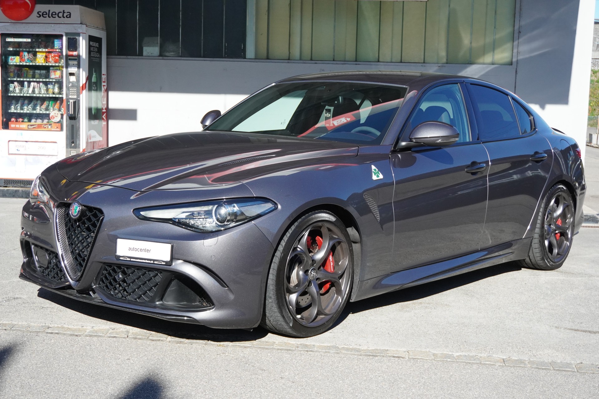 ALFA ROMEO Giulia 2.9 V6 Quadrifoglio Automatic 1/350 Milano Edition-image-1