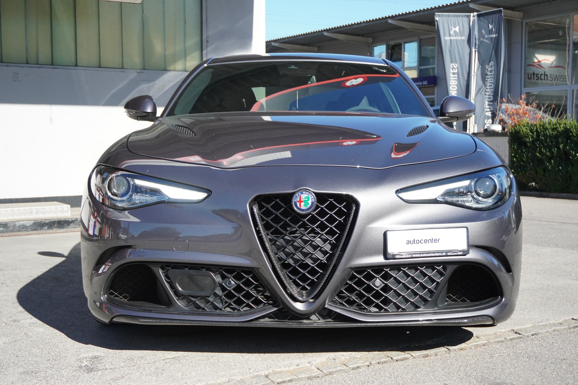 ALFA ROMEO Giulia 2.9 V6 Quadrifoglio Automatic 1/350 Milano Edition-image-2