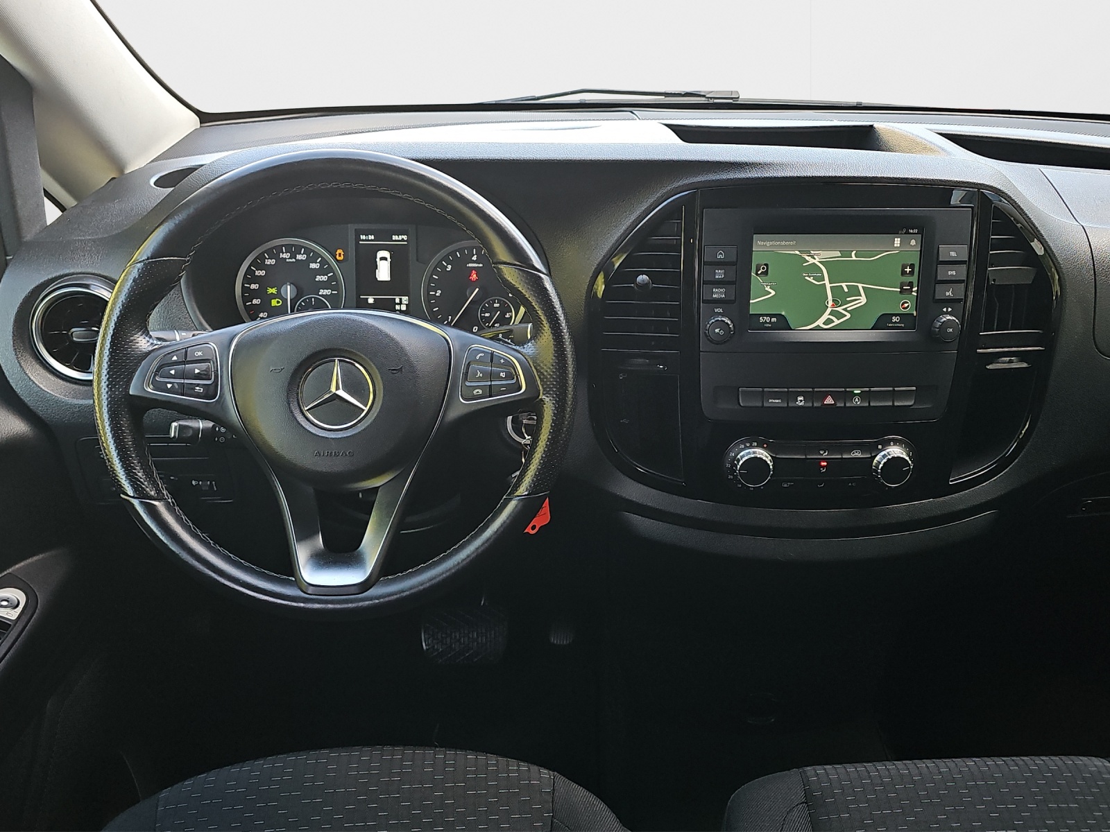 MERCEDES-BENZ Vito 116 CDI Select Tourer 4Matic 9G-Tronic 9-Plätzer-image-15