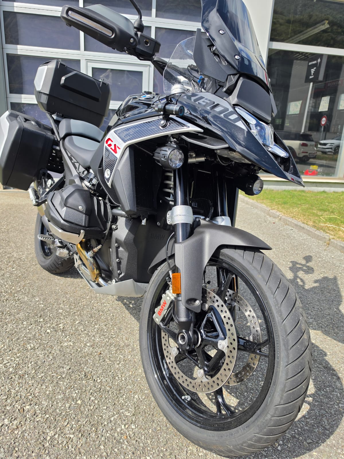 BMW R 1300 GS-image-2
